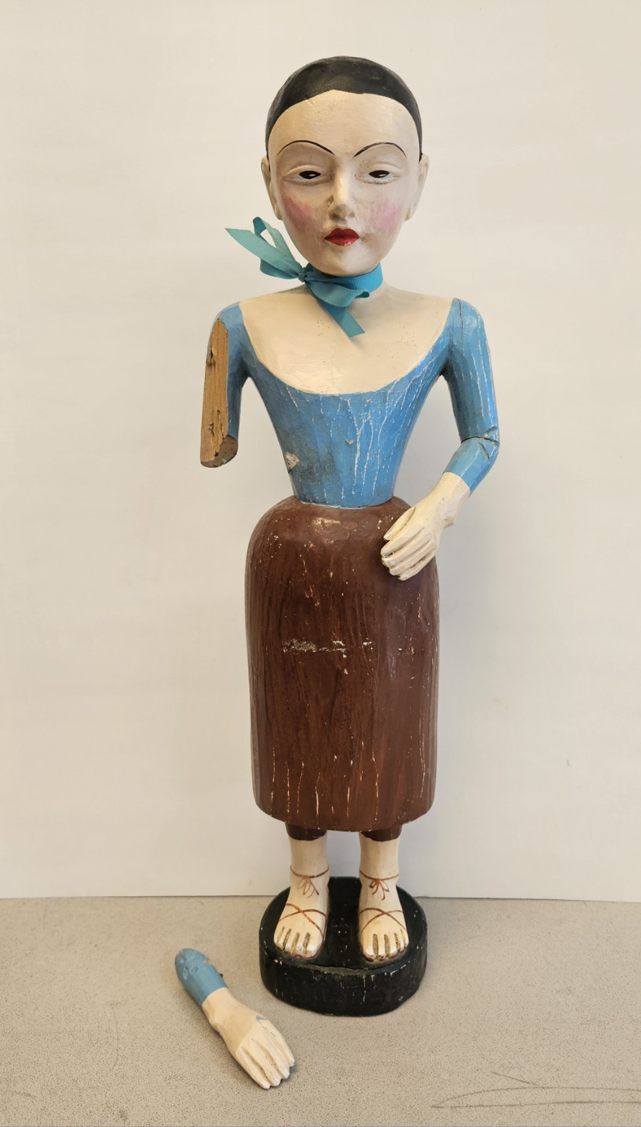 Vintage Antique Carved Wood Folk Art Woman Statue Figurine Damaged Vintage Antique Carved Wood Folk Art Woman Statue Figurine Damaged