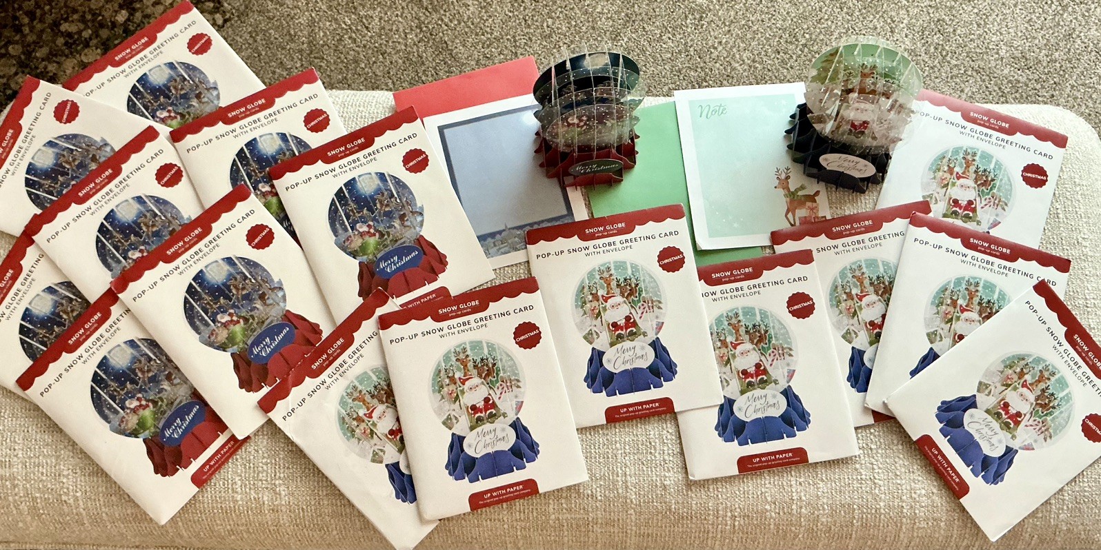 SANTA CHRISTMAS CARD LOT  16 POP UP SNOW GLOBE FOLD OUT  NEW 5” ENVELOPE NOTE