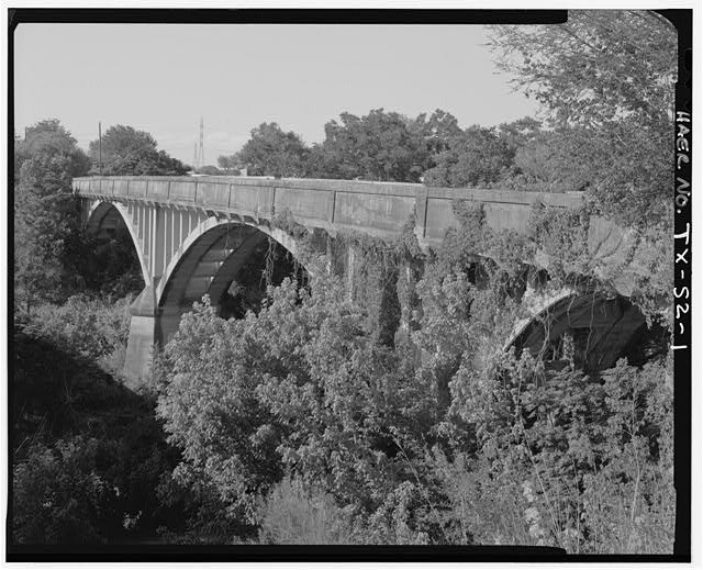 Photo:Pleasanton Texas Medina River Bridge 1930s Arched Concrete Bridge