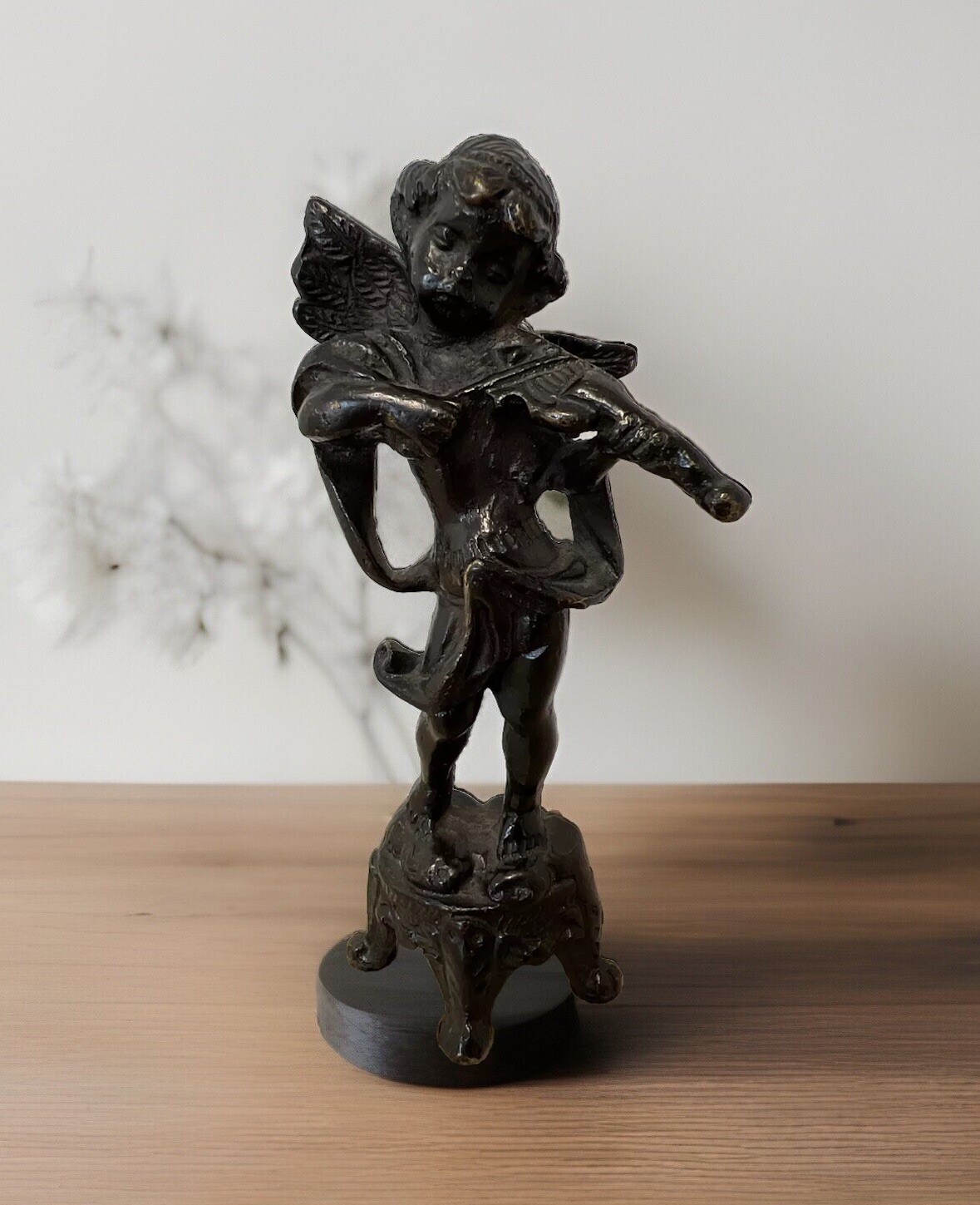 Vintage Cast Bronze Cherub Putti Angel Statue Figurine Playing Violin 6 7/8” Vintage Cast Bronze Cherub Putti Angel Statue Figurine Playing Violin 6 7/8”
