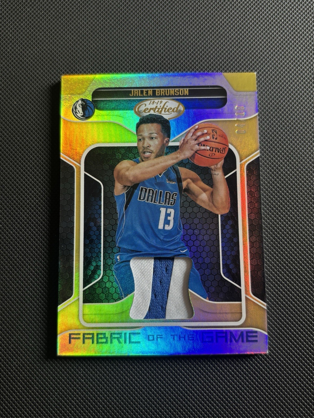 2018-19 Panini Certified Jalen Brunson Fabric of the Game Patch 04/10 FG-JB