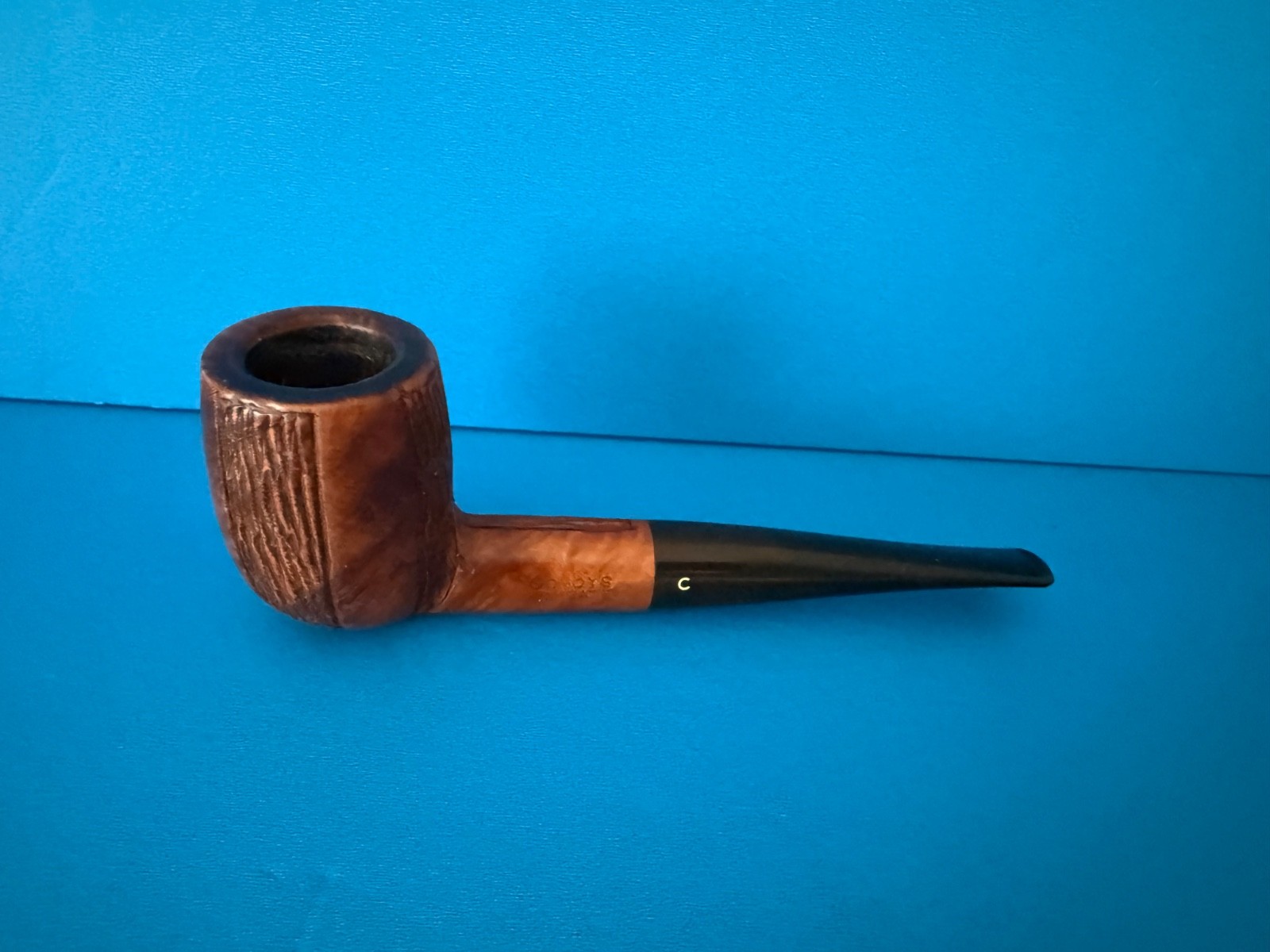 1978 Vintage Comoys Hghgate 127 made in London England Estate Pipe. 
