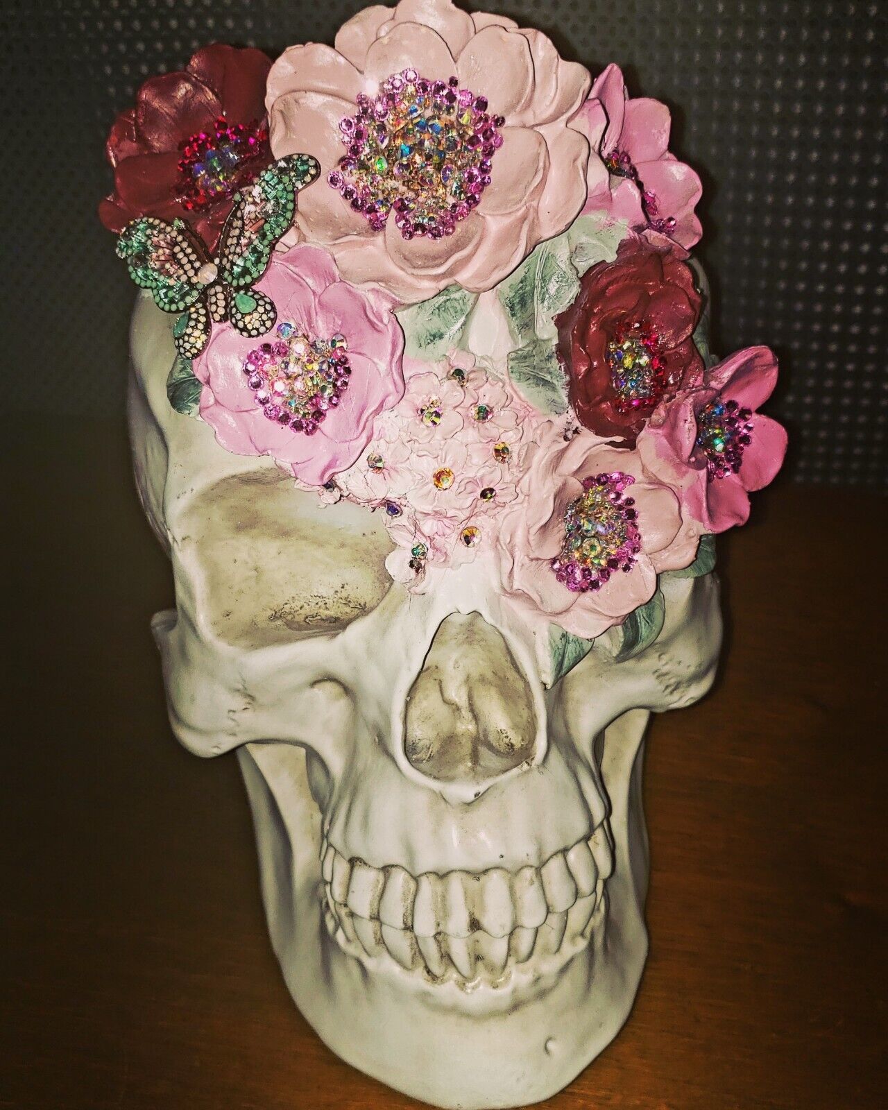 Xl Shabby Chic Swarovski Crystal Embellished Skull Decor