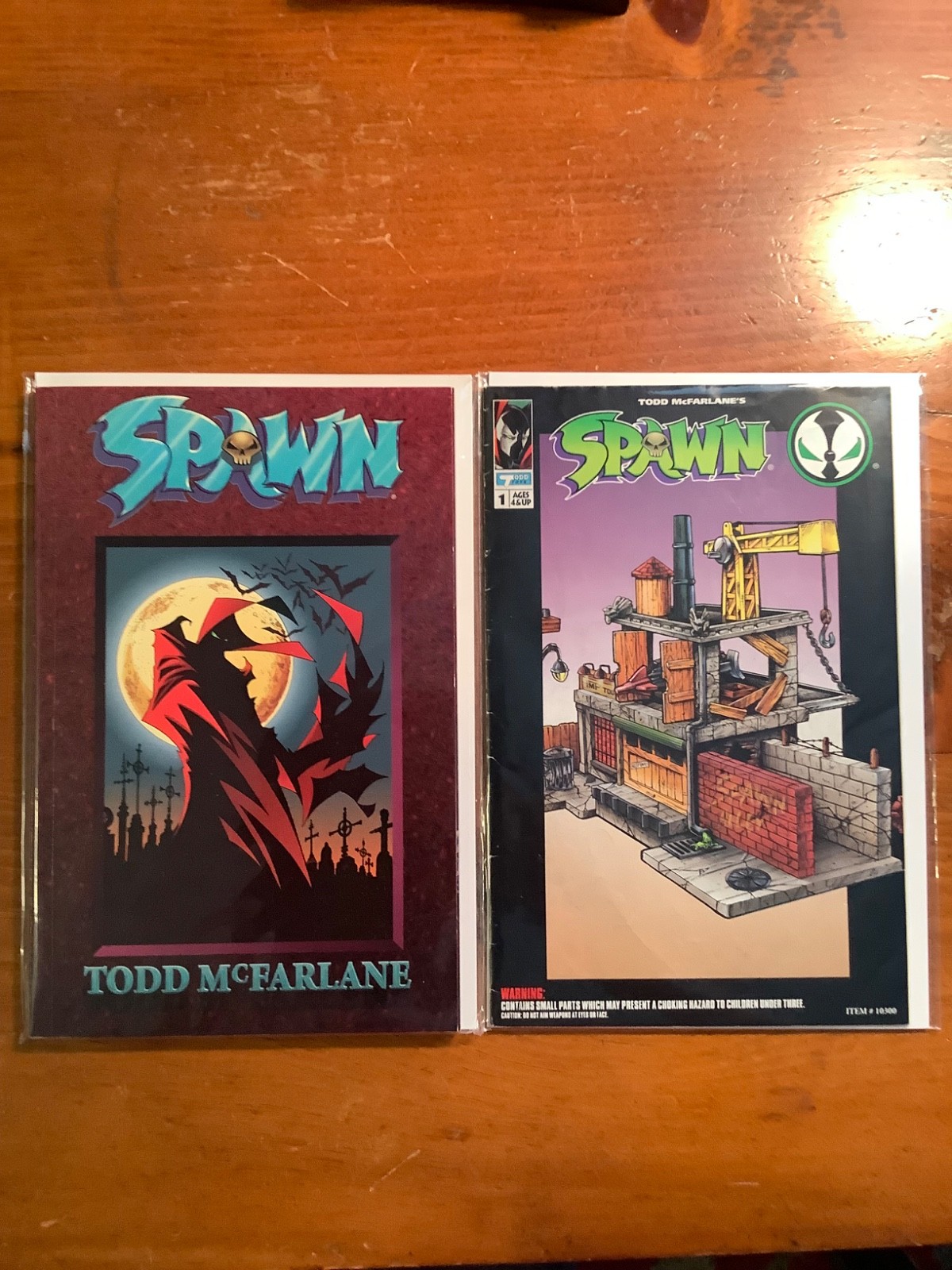 Vintage 1994 Spawn Alley Playset Mini Comic #1 + Modern Spawn Book 2-Comic Lot Vintage 1994 Spawn Alley Playset Mini Comic #1 + Modern Spawn Book 2-Comic Lot
