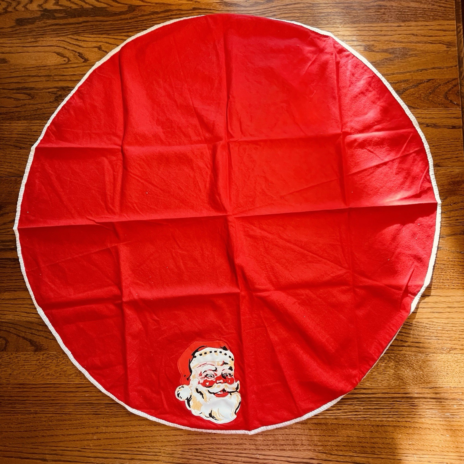 VTG 1950’s Red Christmas PlasticFace Santa Claus Round Fabric Tablecloth Kitschy