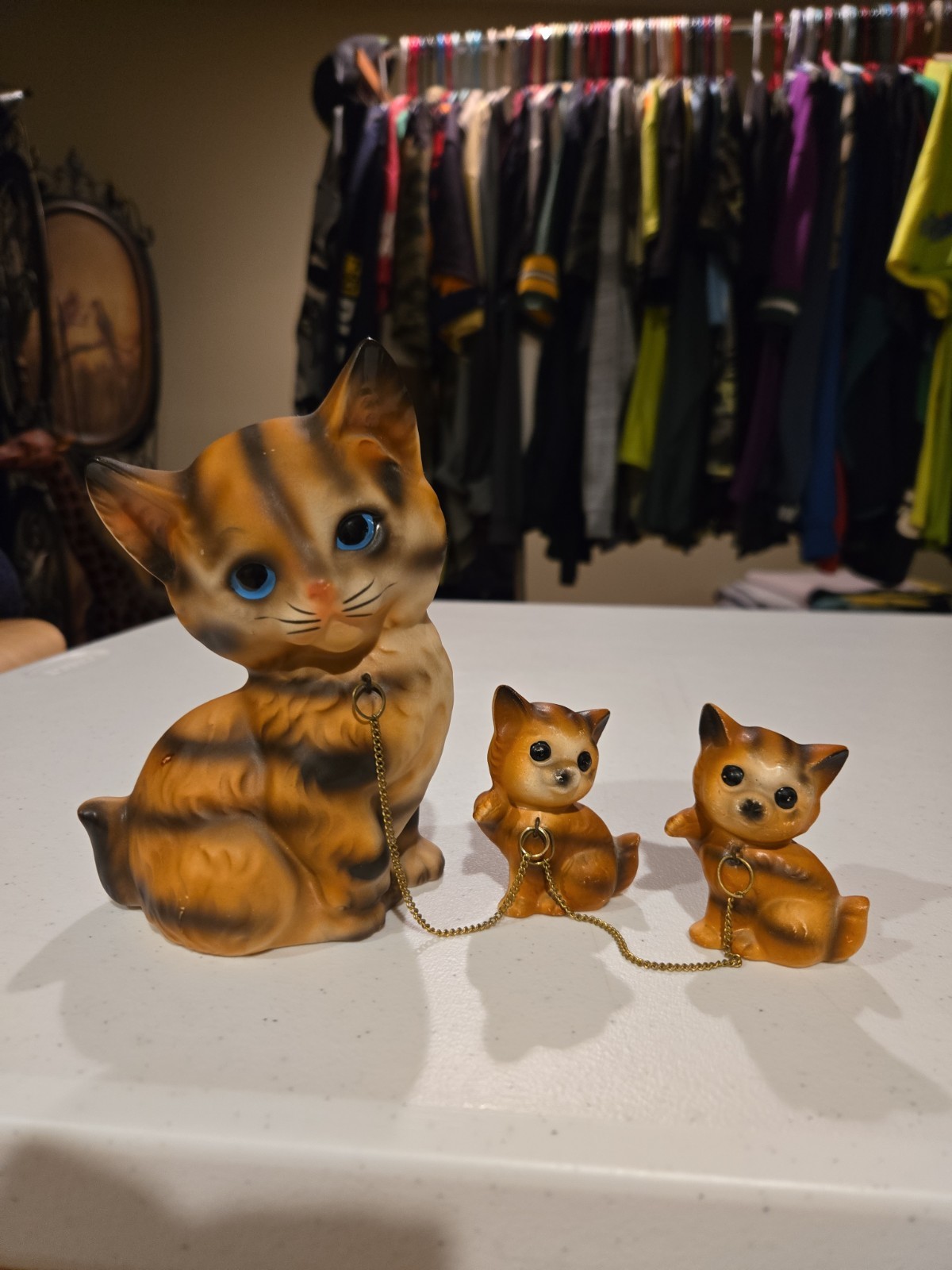 Vintage Ceramic Calico Mama Cat Along With Chained Babies