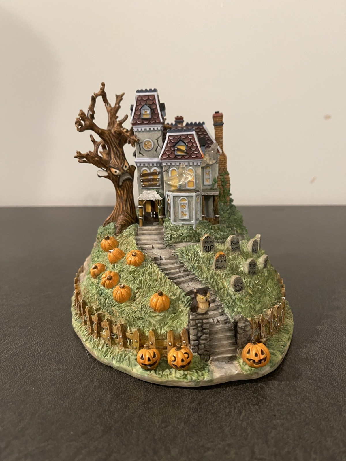 Vintage Lenox 2002 \'House On Haunted Lane Halloween Figurine - Some Damage Vintage Lenox 2002 \'House On Haunted Lane Halloween Figurine - Some Damage