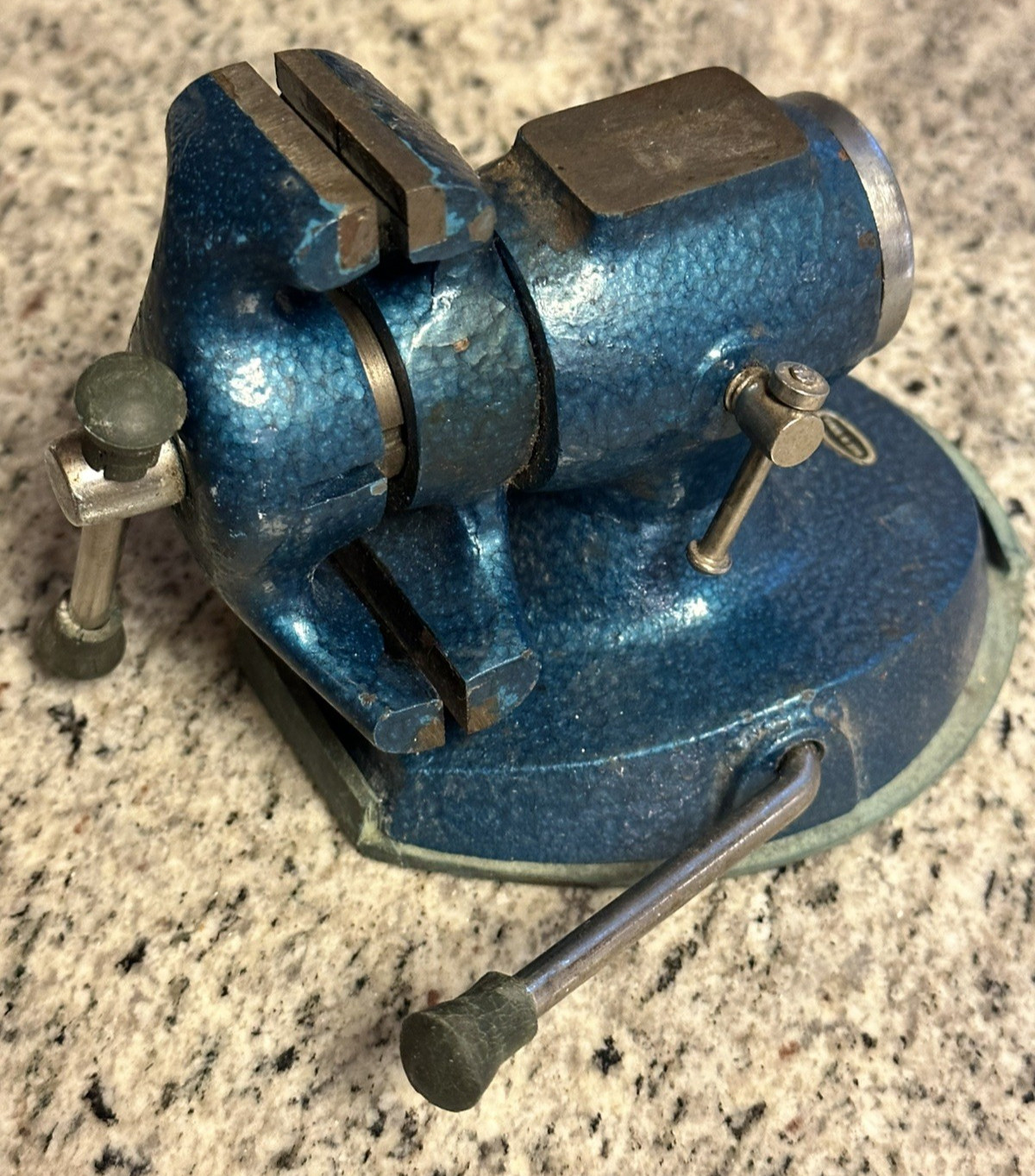 Vintage Rotating Dual Jaws Swivel Jewellers craft hobby Suction Vise Clean