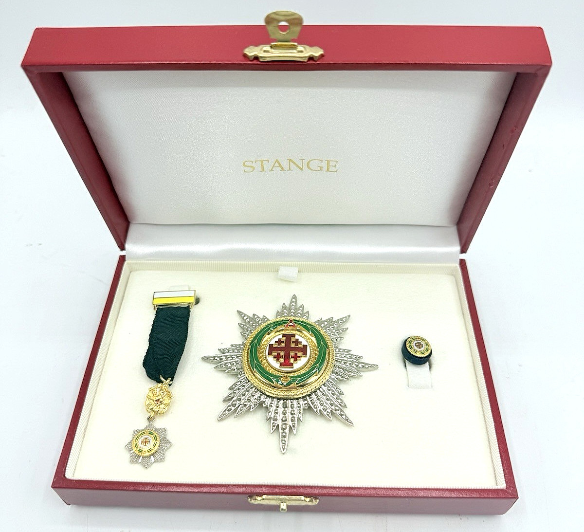 Knight\'s Grand Cross of the Equestrian Order of the Holy Sepulcher of Jerusalem
