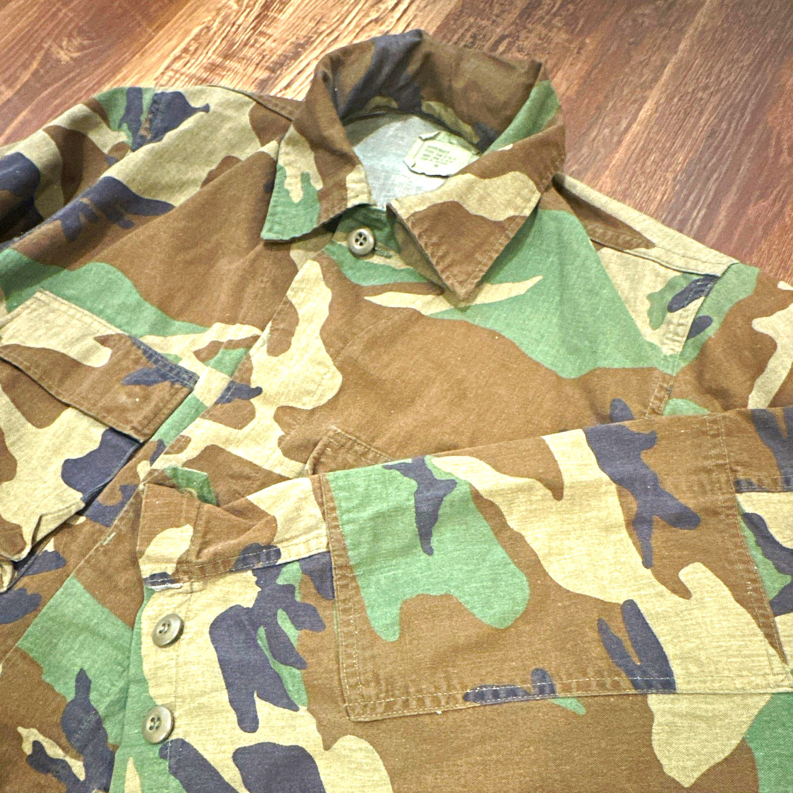 Vintage 1981 1982 M81 Woodland BDU Jacket Medium-Reg First Pattern Elvis Collar Vintage 1981 1982 M81 Woodland BDU Jacket Medium-Reg First Pattern Elvis Collar