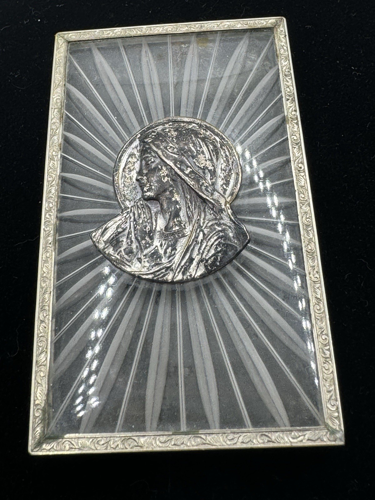 Wow Antique Art Deco Camphor Glass Virgin Mary Plaque Sunburst Frame Engraved Ar Wow Antique Art Deco Camphor Glass Virgin Mary Plaque Sunburst Frame Engraved Ar