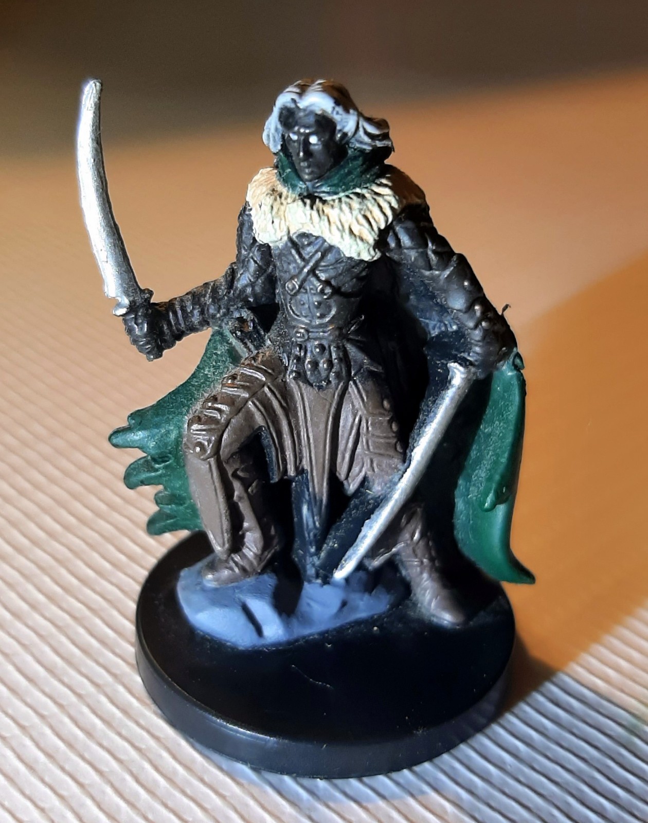►DRIZZT, DROW RANGER ►14 RARE FIGURE ►ARCHFIENDS ►WIZARDS 2004 ►D&D MINIATURES