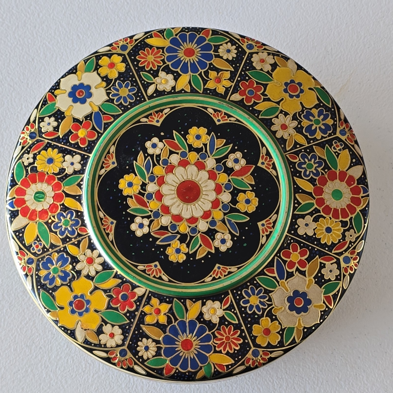 Vintage Lithograph Art Flower Printed Made In Holland Collectible Tin Box 