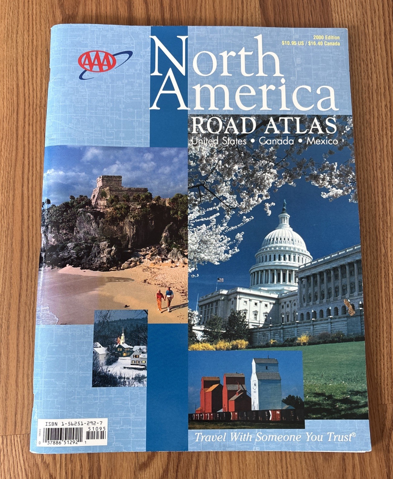 VTG  2000 Rand McNally North America Road Atlas Inc US Canada Mexico EUC AAA