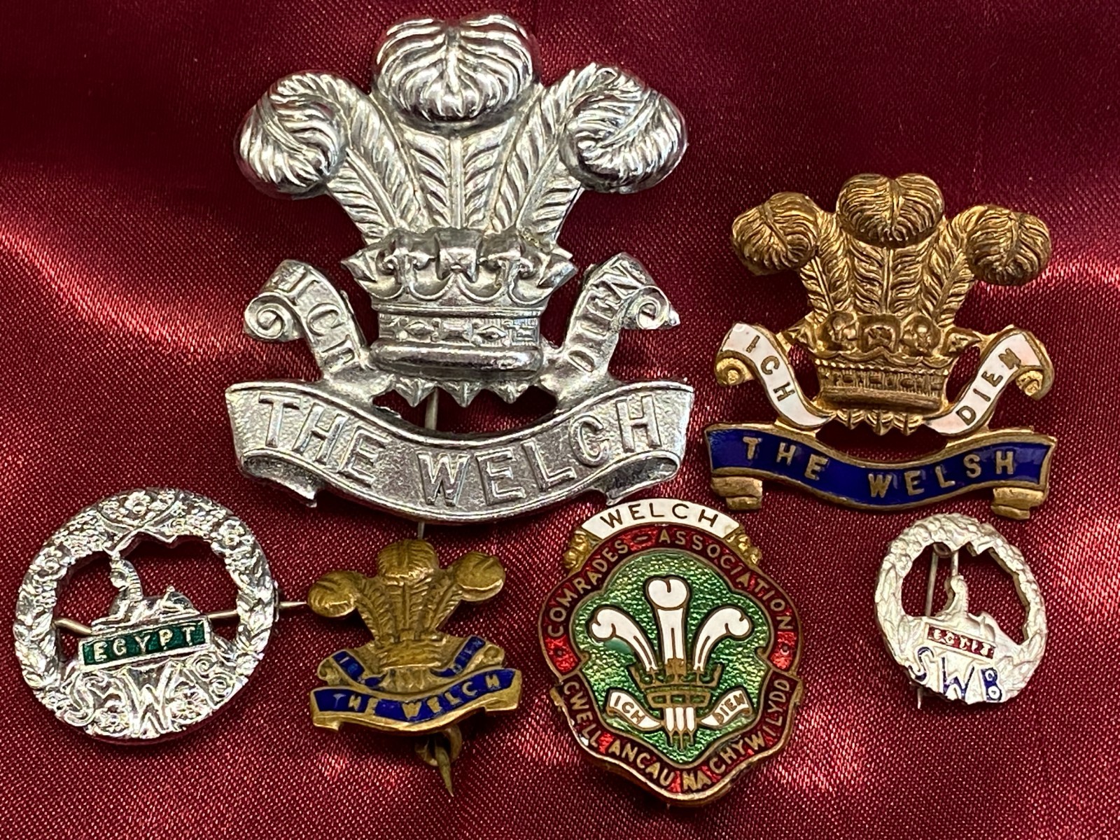 Job Lot of The Welsh Regiment, SWB Enamel sweetheart Brooches & Pins