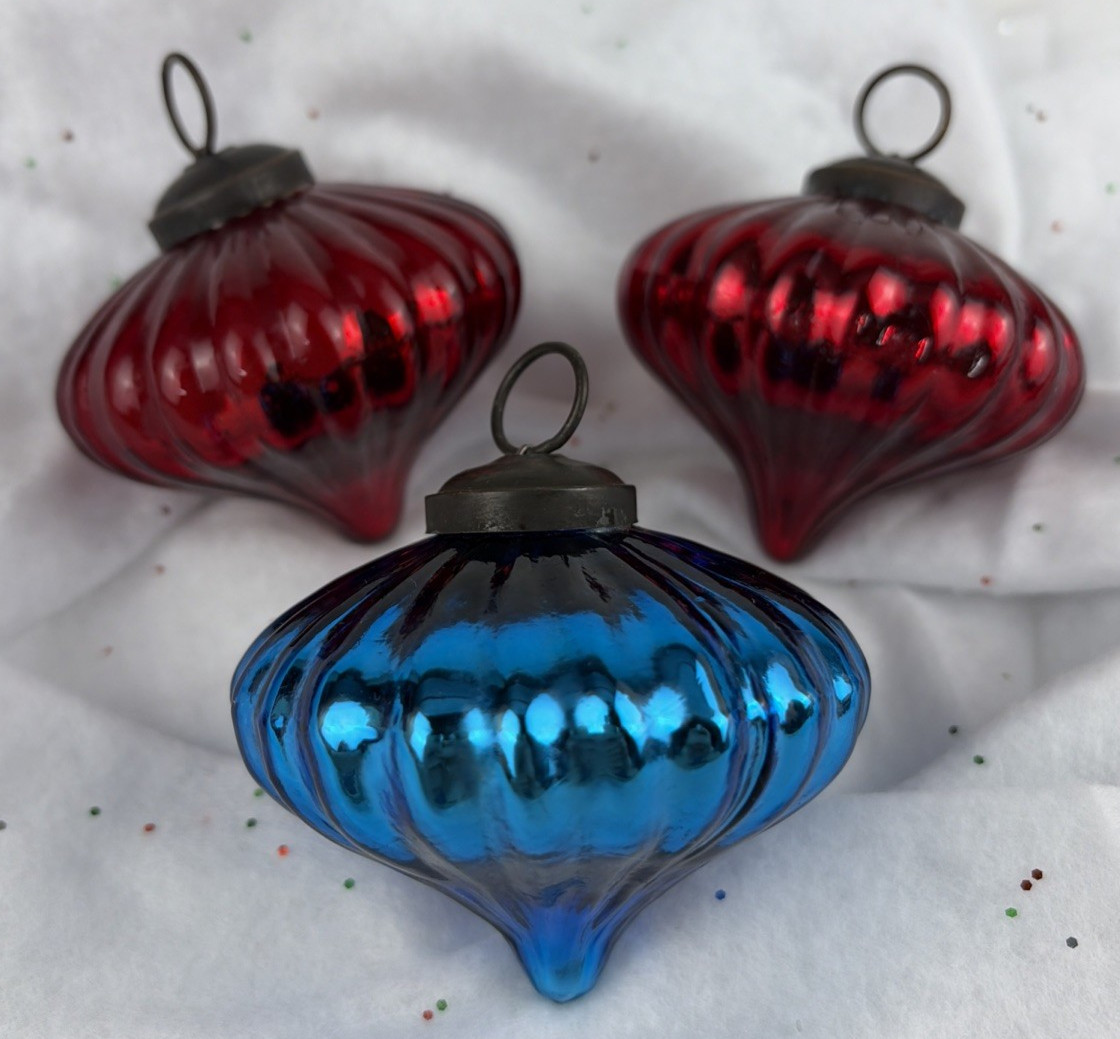 Vintage Kugel Styled Red/Blue Ribbed Thick Teardrop Glass Christmas Ornament 2\ Vintage Kugel Styled Red/Blue Ribbed Thick Teardrop Glass Christmas Ornament 2\