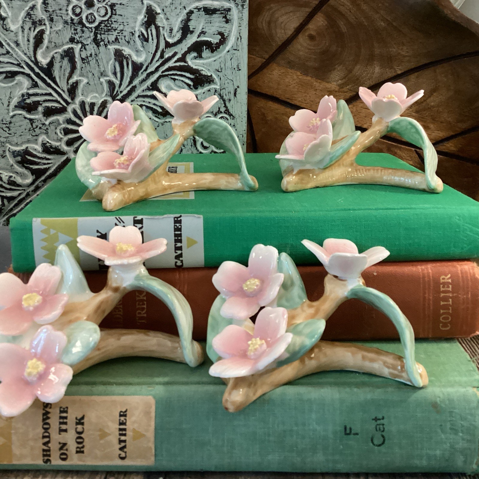 VTG PIA 1986 Bone China Pink Dogwood Blossom Napkin Rings Set of 4 Hand-Painted VTG PIA 1986 Bone China Pink Dogwood Blossom Napkin Rings Set of 4 Hand-Painted