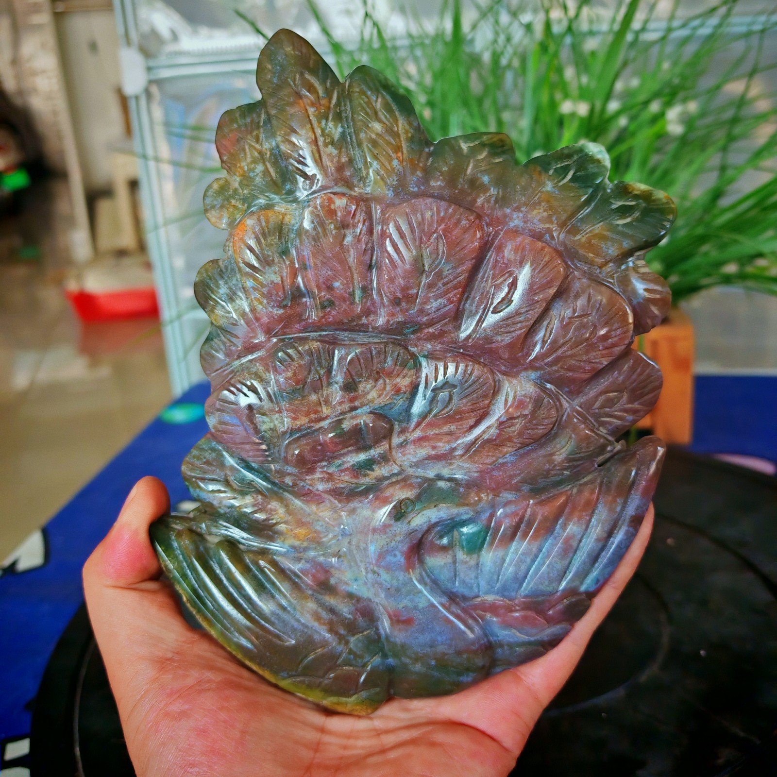 1.65LBTop natural crystal hand carved therapeutic artwork0.75kg