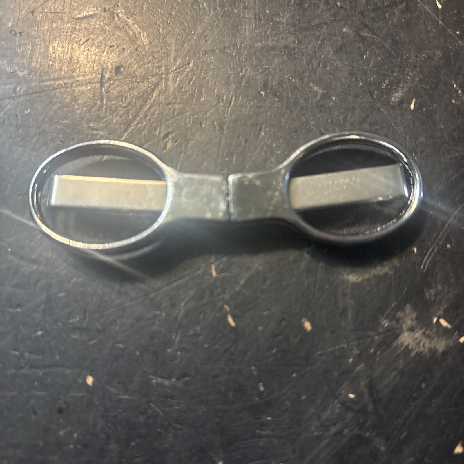 Vintage Vernco Folding Collapsible Pocket Scissors (1) Used 