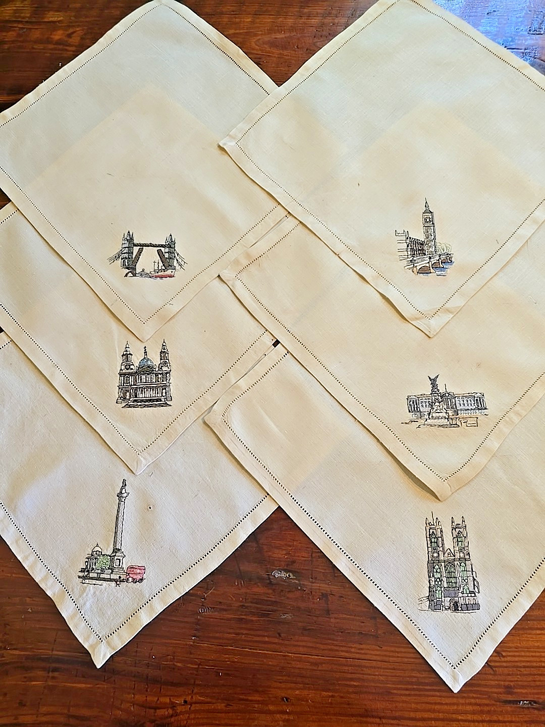 6 VTG UK Linen Napkins Hand Embroidery Landmark Souvenir 