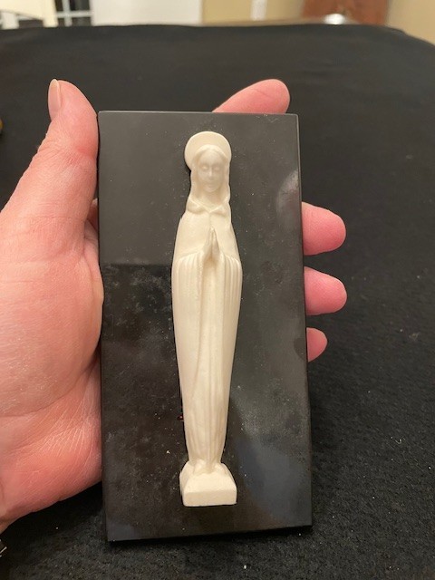 VNT Blessed Mother wall plaque White Alabaster and Black Marble 5.5X2.75 France