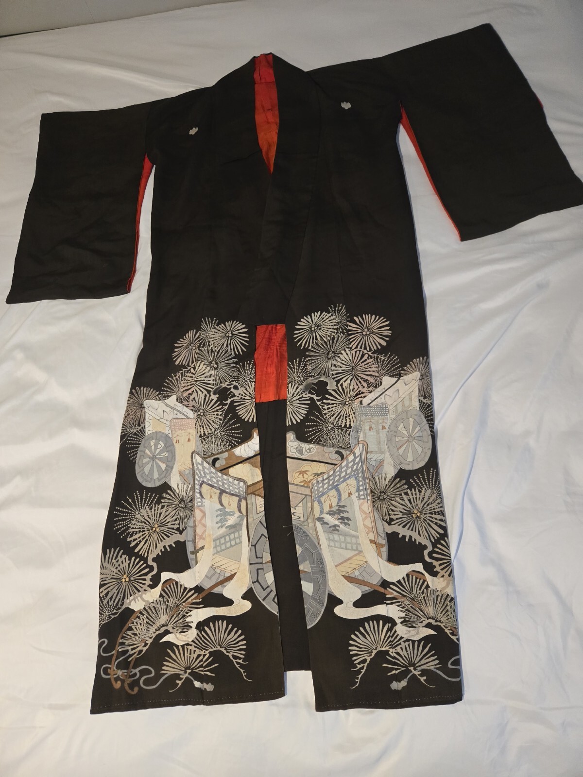 2 Rare Japanese Silk kimonos. 1800's in Good Condition