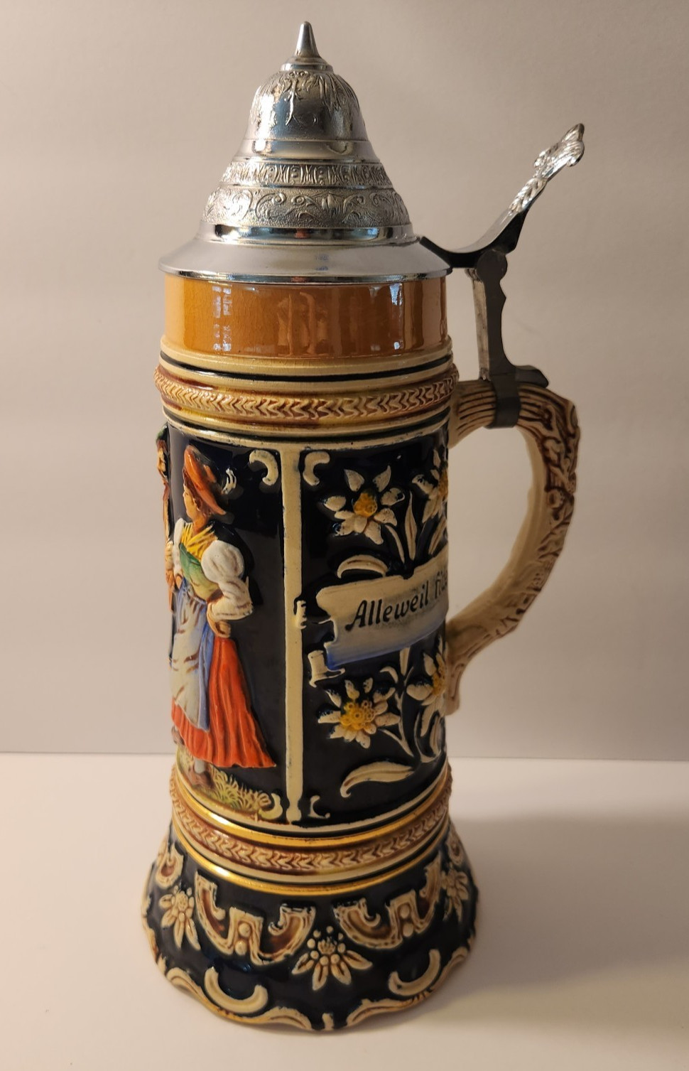 VTG German Beer Stein Musical Box 11\