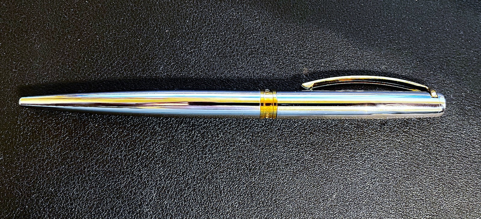 Genuine Tiffany Pen. In Original Box, Brand New. Excellent Condition W/BLK Ink