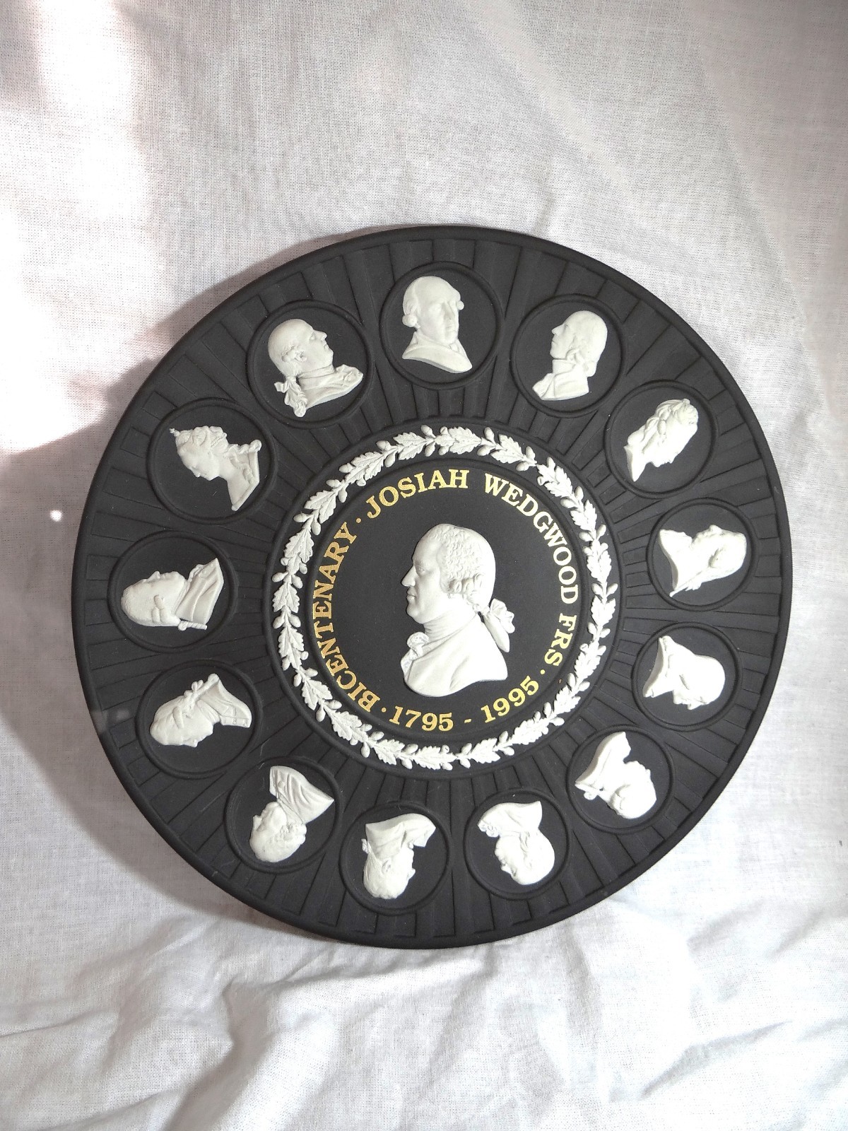 Josiah Wedgwood Scarce Black Jasperware Plate 250th Anniversary 1730-1980 Josiah Wedgwood Scarce Black Jasperware Plate 250th Anniversary 1730-1980