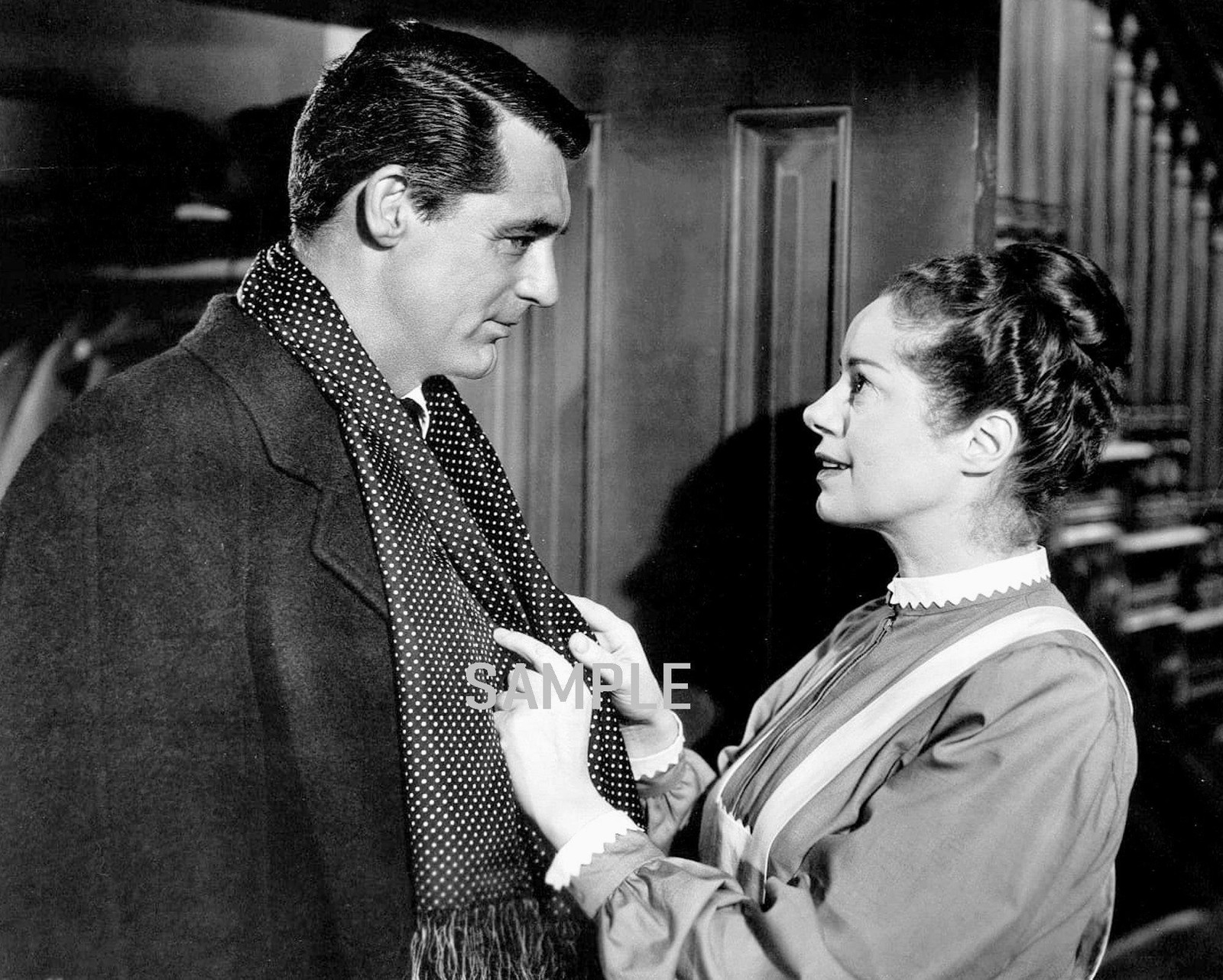 1947 CARY GRANT & ELSA LANCHESTER in THE BISHOP'S WIFE  Photo   (217-O )