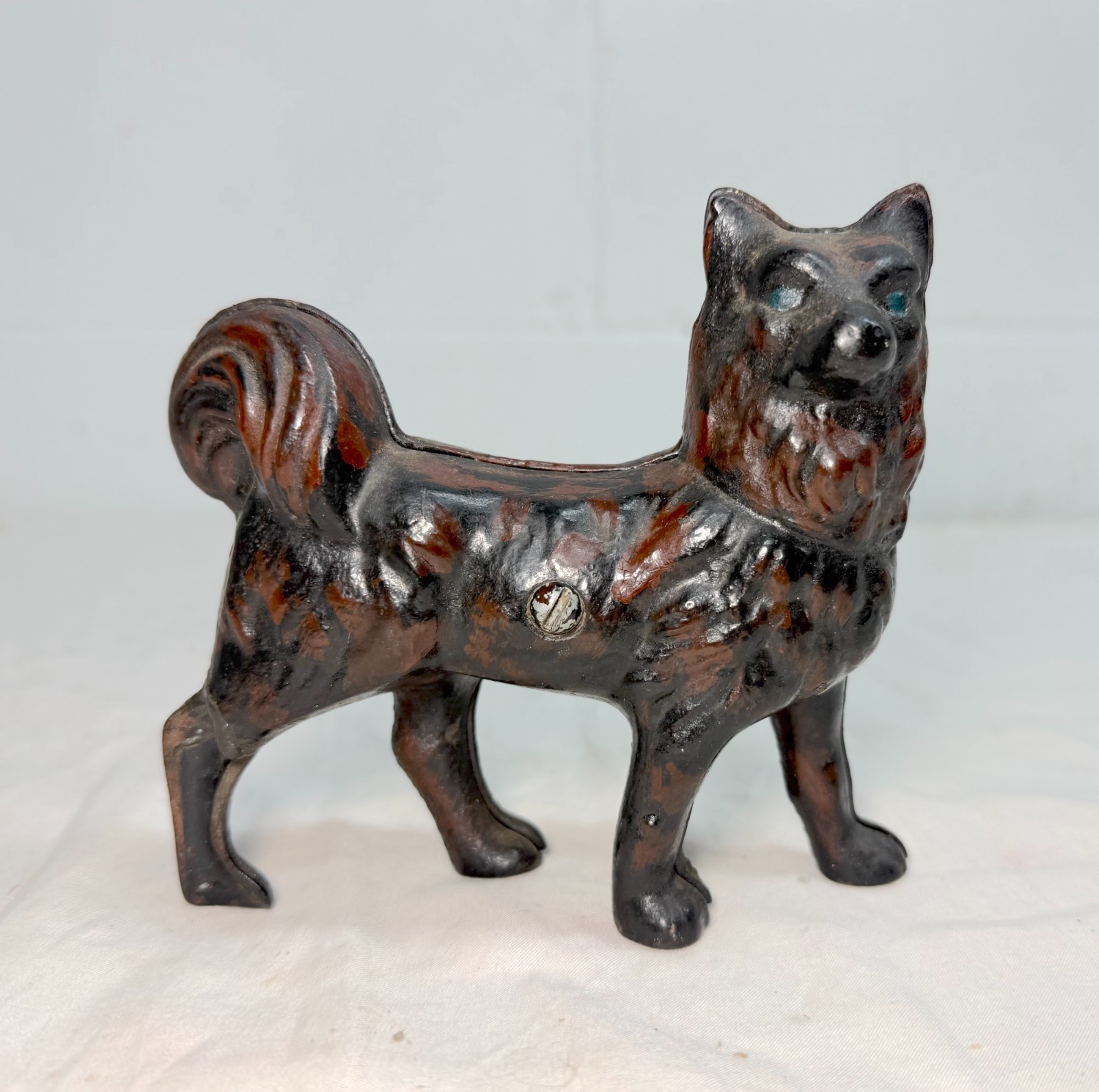 Antique early 1900\'s painted Cast Iron husky dog Still Coin Bank for parts Antique early 1900\'s painted Cast Iron husky dog Still Coin Bank for parts