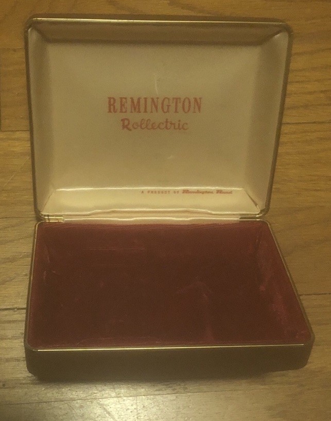 VINTAGE REMINGTON ROLLECTRIC  ELECTRIC SHAVER VELVET LINED  CASE *Only*
