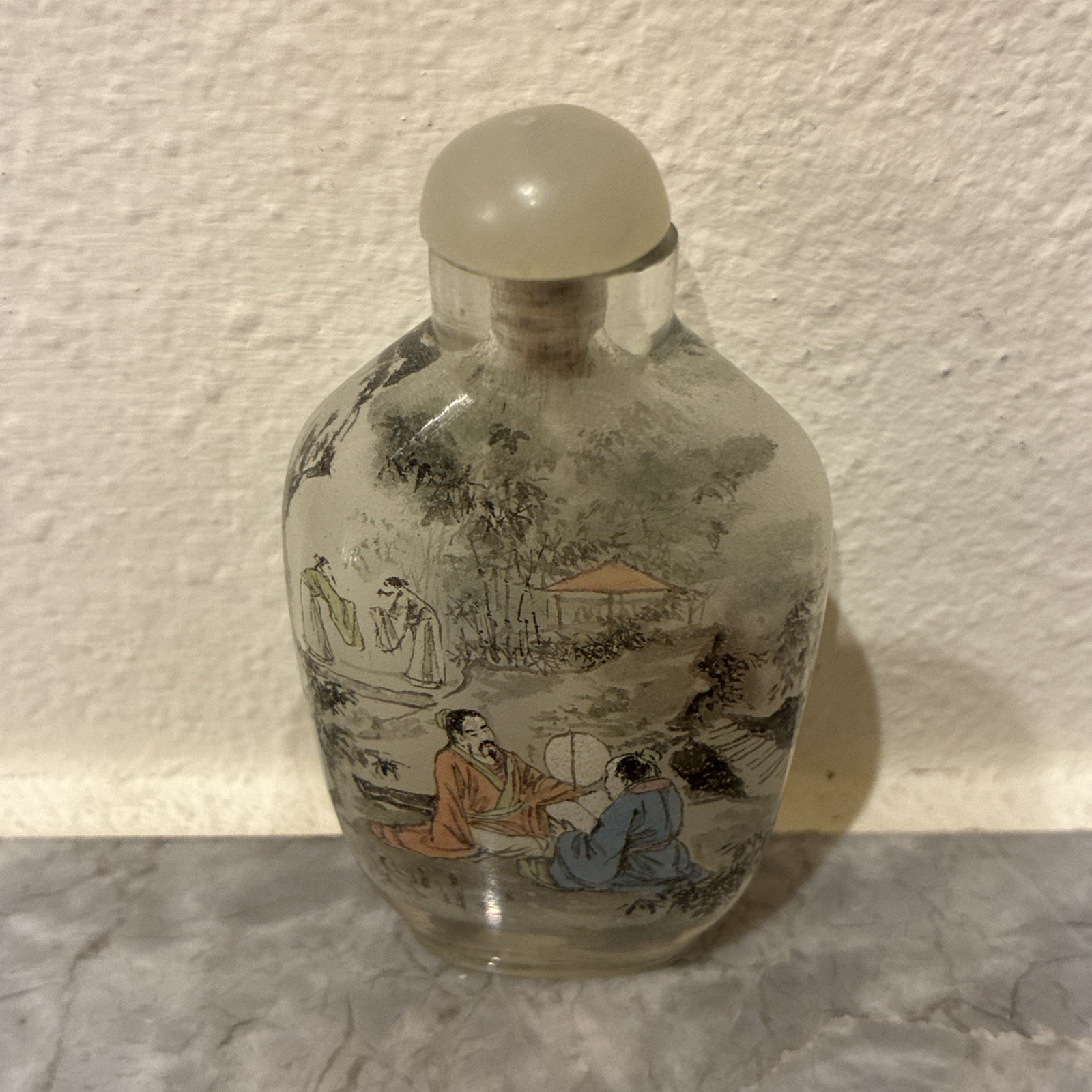 Chinese Hand-Painted Snuff Bottle Figurative Scenic Scene White Stopper