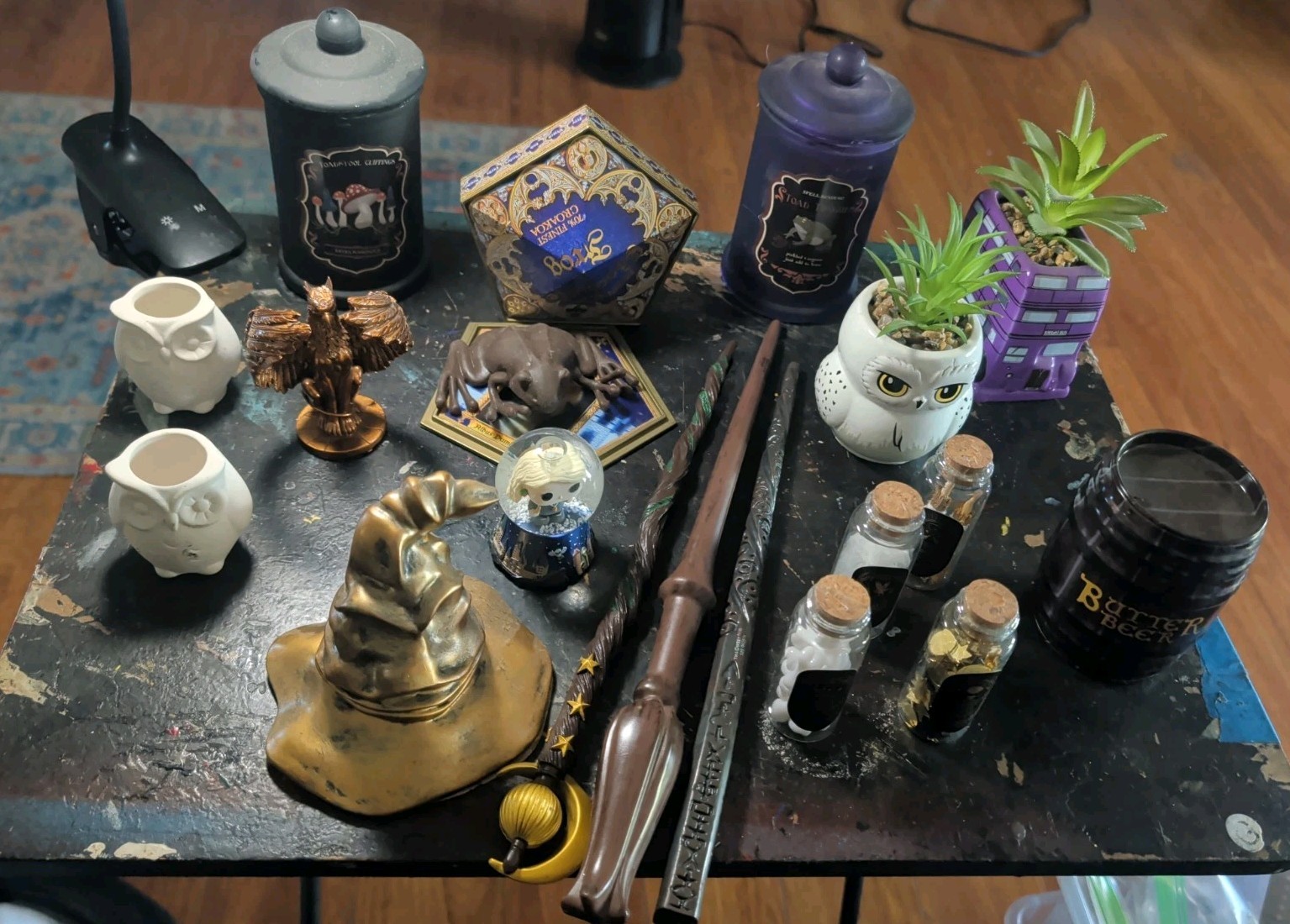 Lot of 15+ Harry Potter Theme Items Potion Bottles, Min Figures, Wands & Others