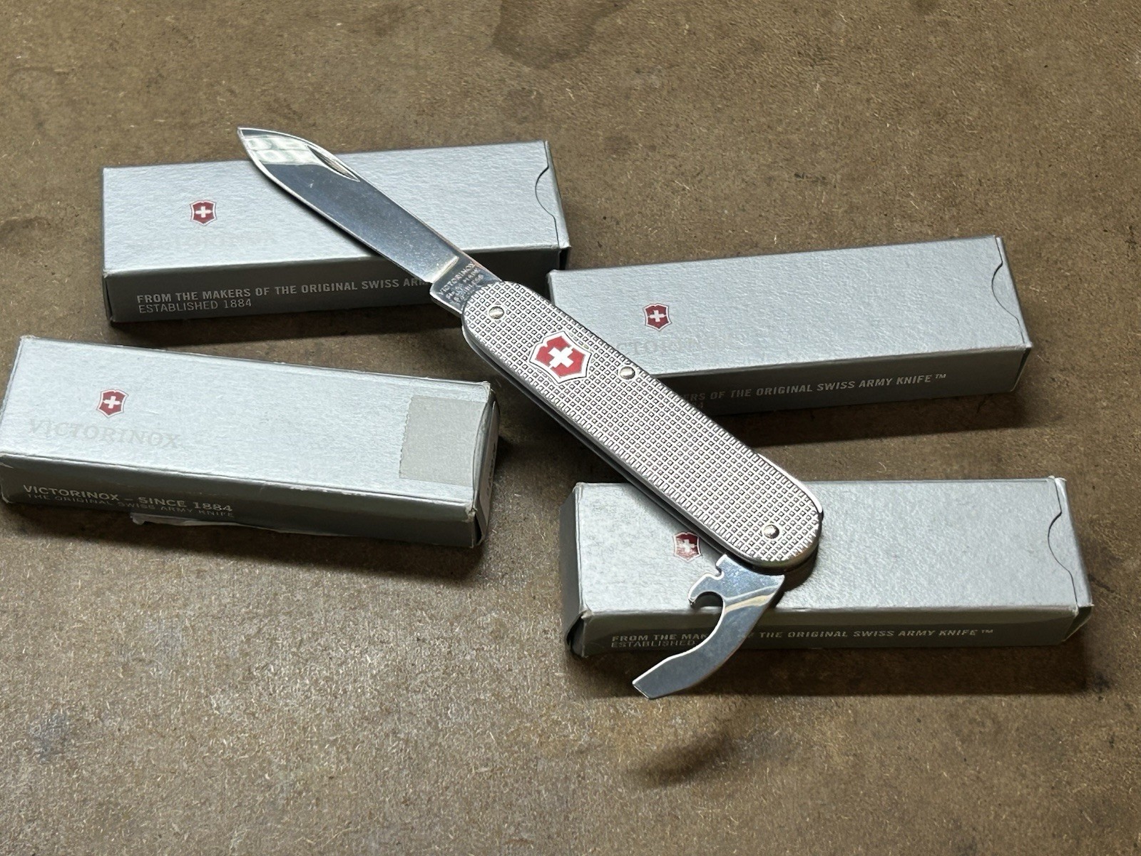 Victorinox Alox Bantam Silver Swiss Army Knife 0.2300.26 BRAND NEW
