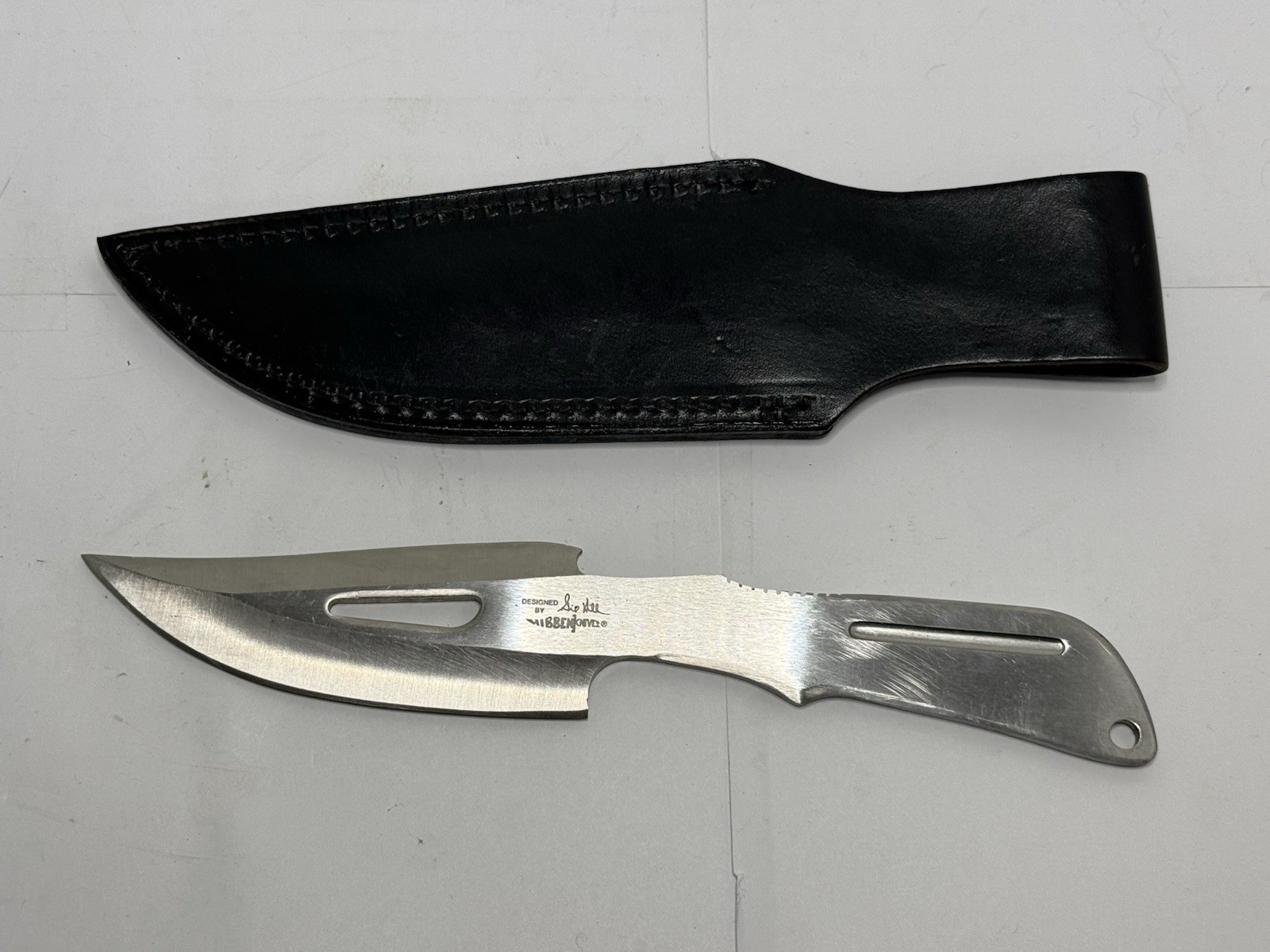Vintage Gil Hibben UC880 Stainless Fixed Blade Throwing Knife w/ Sheath 10 Vintage Gil Hibben UC880 Stainless Fixed Blade Throwing Knife w/ Sheath 10
