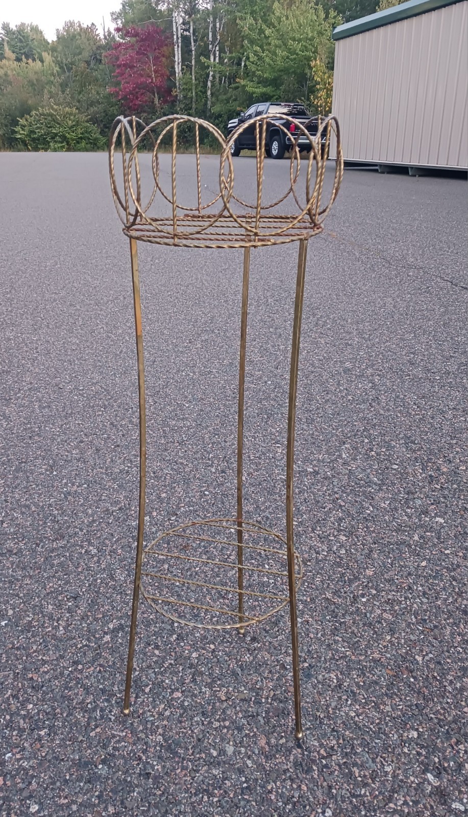 Vtg. Mid Century Gold Wire Plant Stand 2 Tier Twisted Braided Metal Basket 32 Vtg. Mid Century Gold Wire Plant Stand 2 Tier Twisted Braided Metal Basket 32