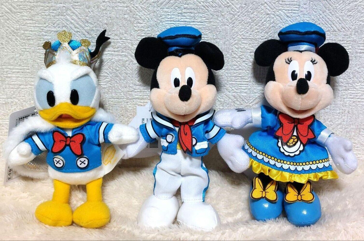 Tokyo Disneyland Limited Edition Quacky Duck City Plush Badge NEW