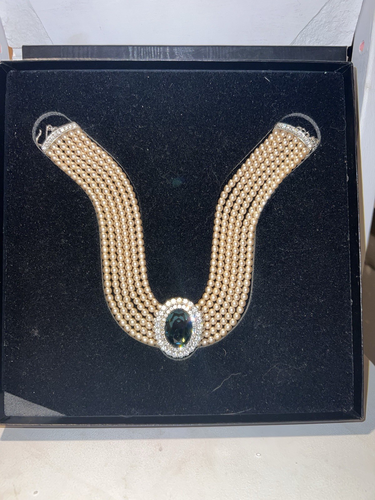Princess Diana Iconic Faux Pearl Sapphire Halo Crystal Rhinestone Necklace Princess Diana Iconic Faux Pearl Sapphire Halo Crystal Rhinestone Necklace