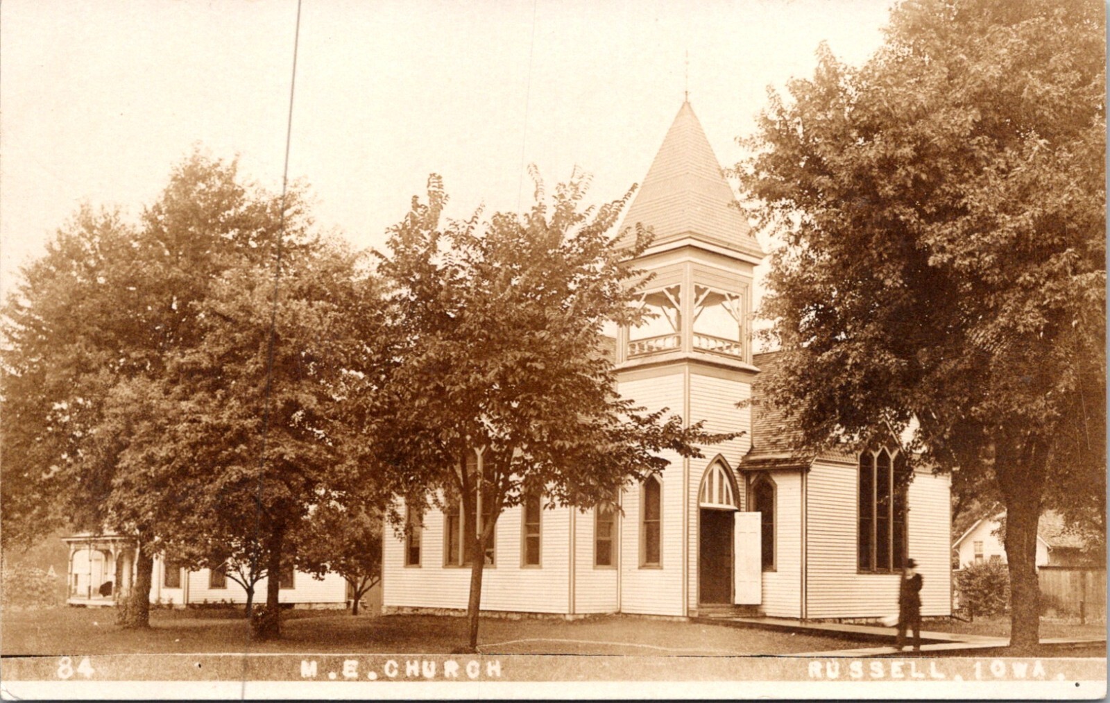 Russell Iowa Historic Methodist Episcopal Church Vintage RPPC Postcard     23436