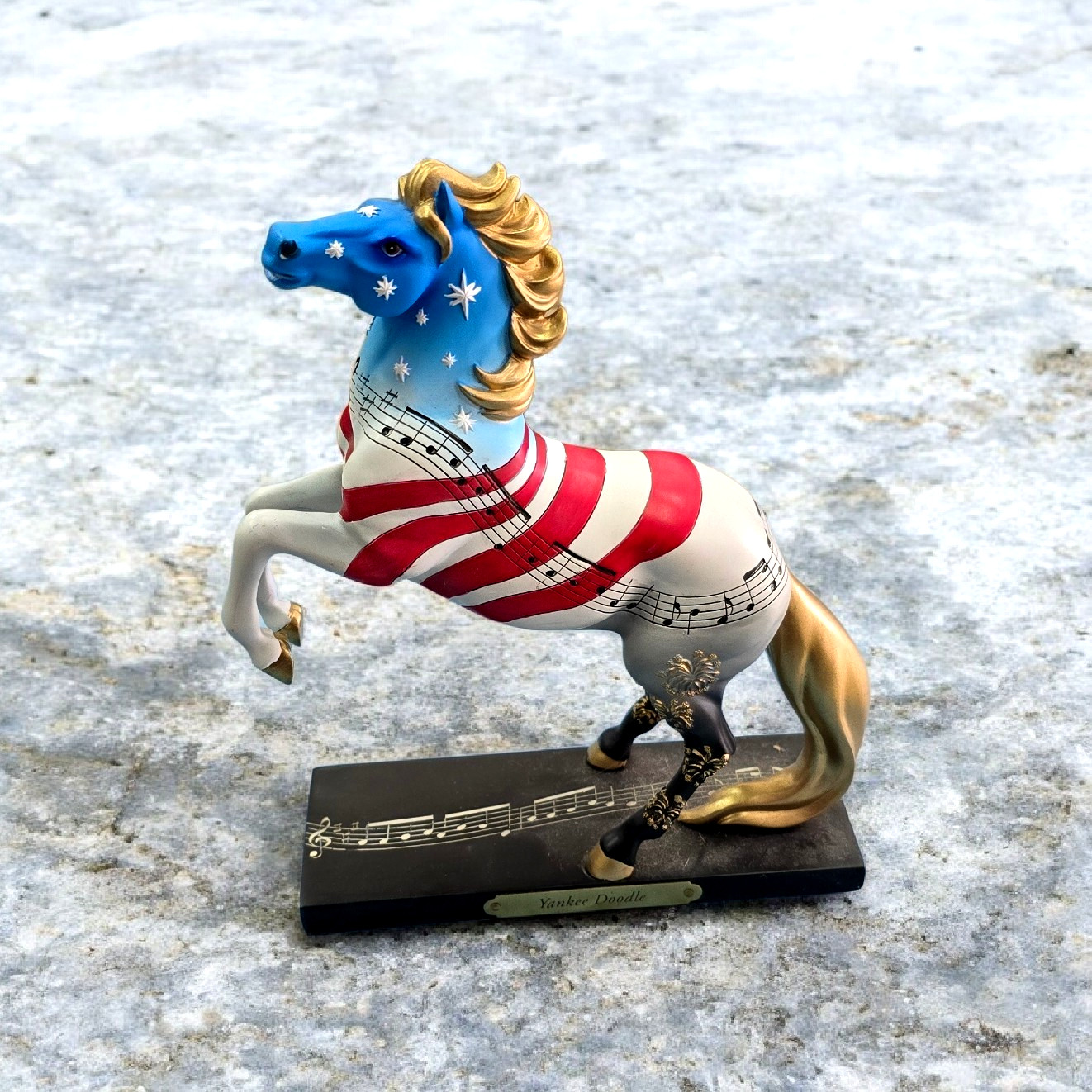 Trail of Painted Ponies Yankee Doodle horse figure First edition E1 #0153