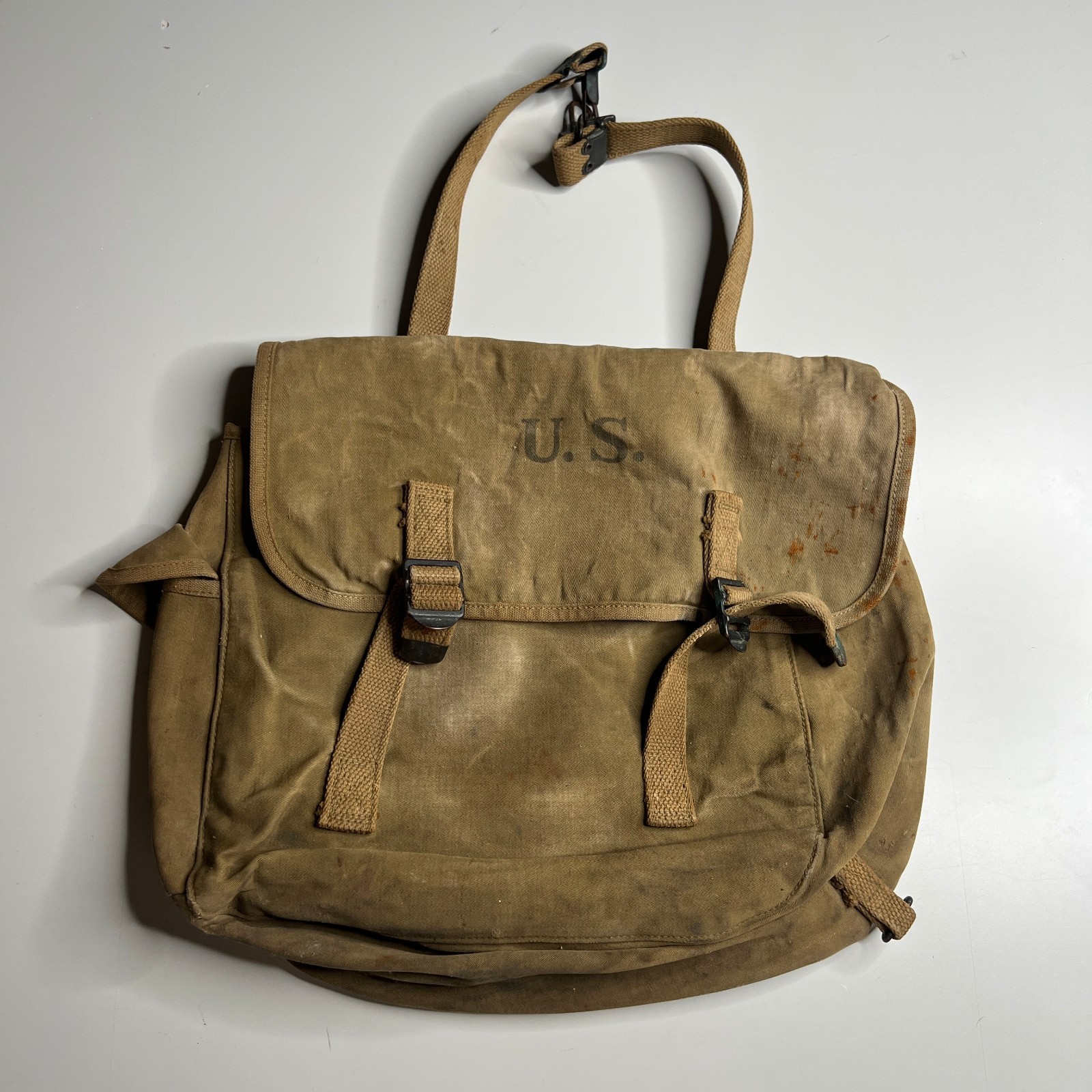 1943 Vintage U.S. Army Canvas Field Pack Bag Khaki Military Gear WWII Utility 1943 Vintage U.S. Army Canvas Field Pack Bag Khaki Military Gear WWII Utility