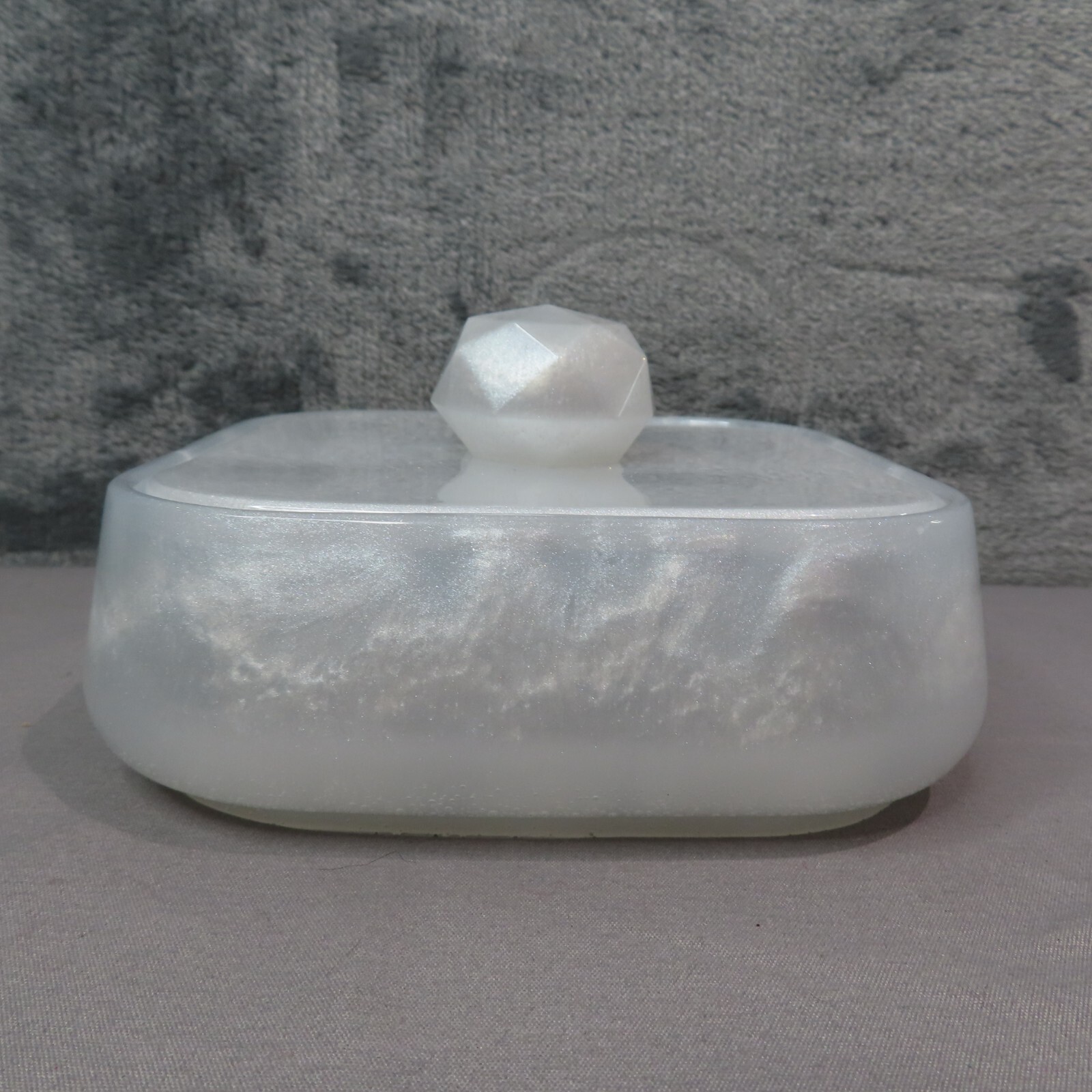 WHITE SHIMMER Covered Trinket Box Vanity Jewelry Jar Lid Square Container