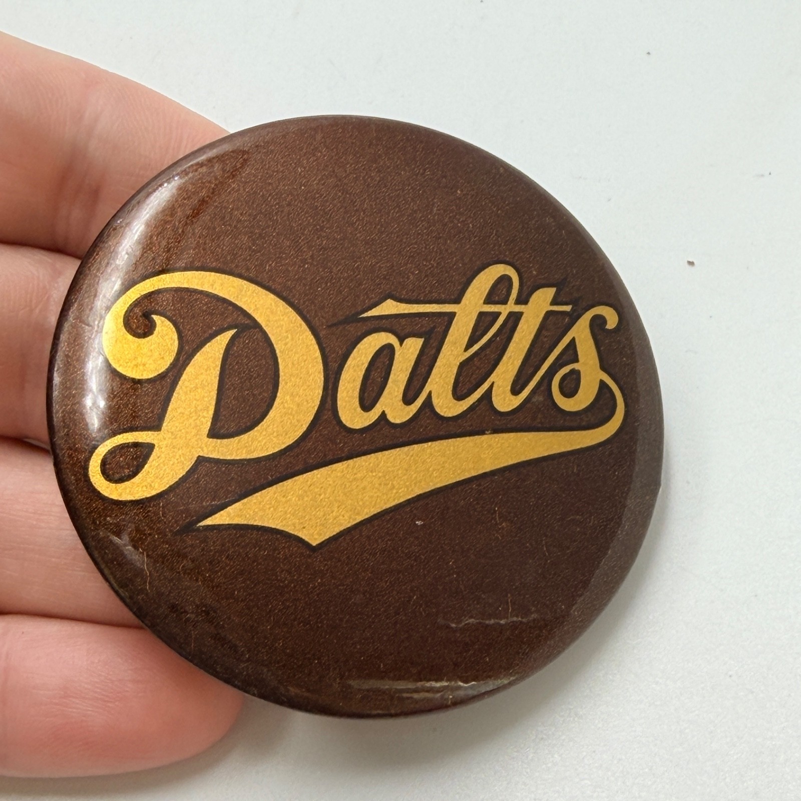 Dalts American Grill Pinback Button Nashville Restaurant Advertising Vintage Dalts American Grill Pinback Button Nashville Restaurant Advertising Vintage
