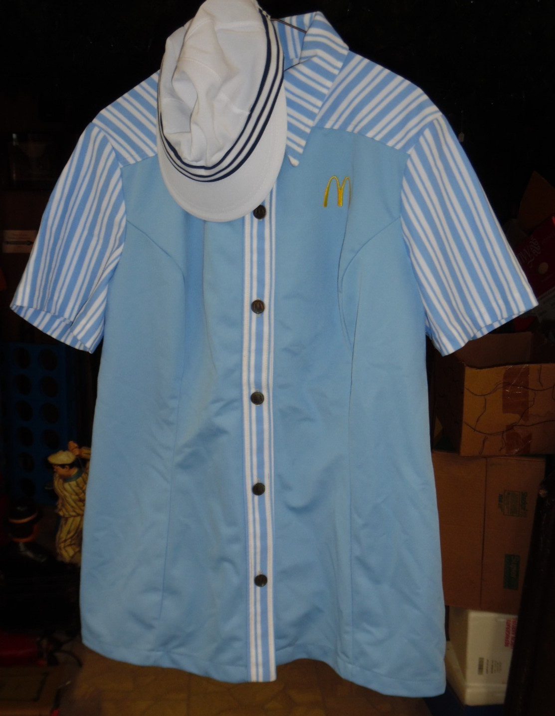 Vintage Pale Blue 1976 Men\'s McDonald\'s Uniform - Size 40 Vintage Pale Blue 1976 Men\'s McDonald\'s Uniform - Size 40