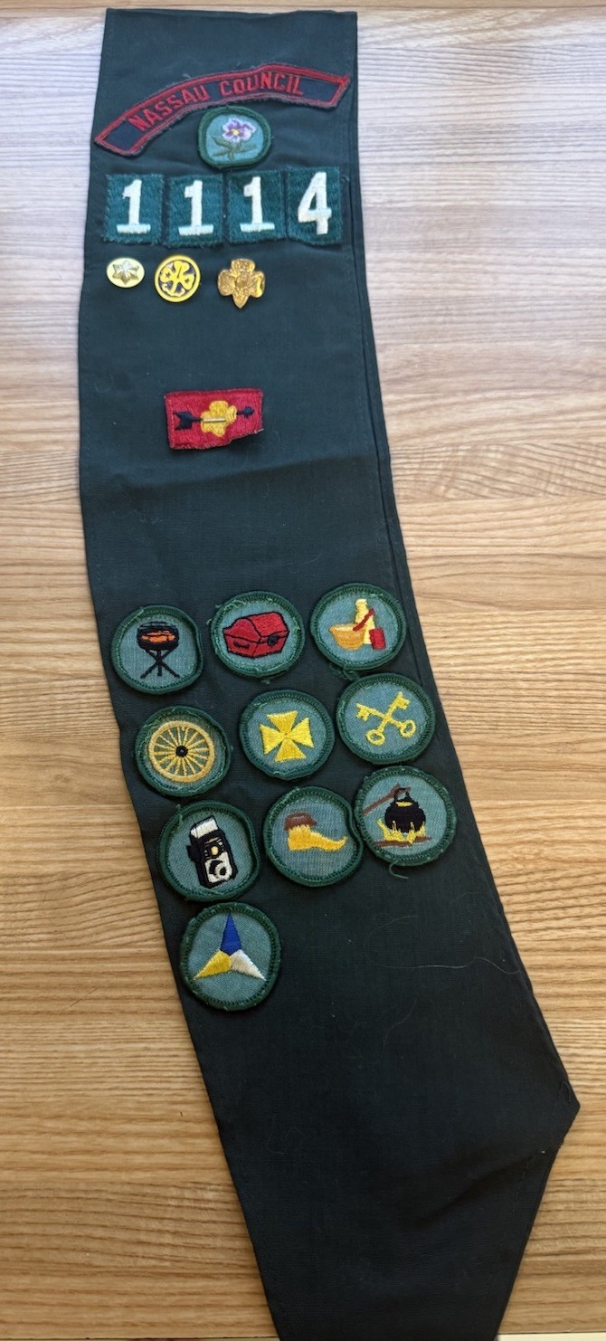 Vintage Girl Scouts USA Junior Sash Nassau Council NY Badges Patches 60s To 70s Vintage Girl Scouts USA Junior Sash Nassau Council NY Badges Patches 60s To 70s
