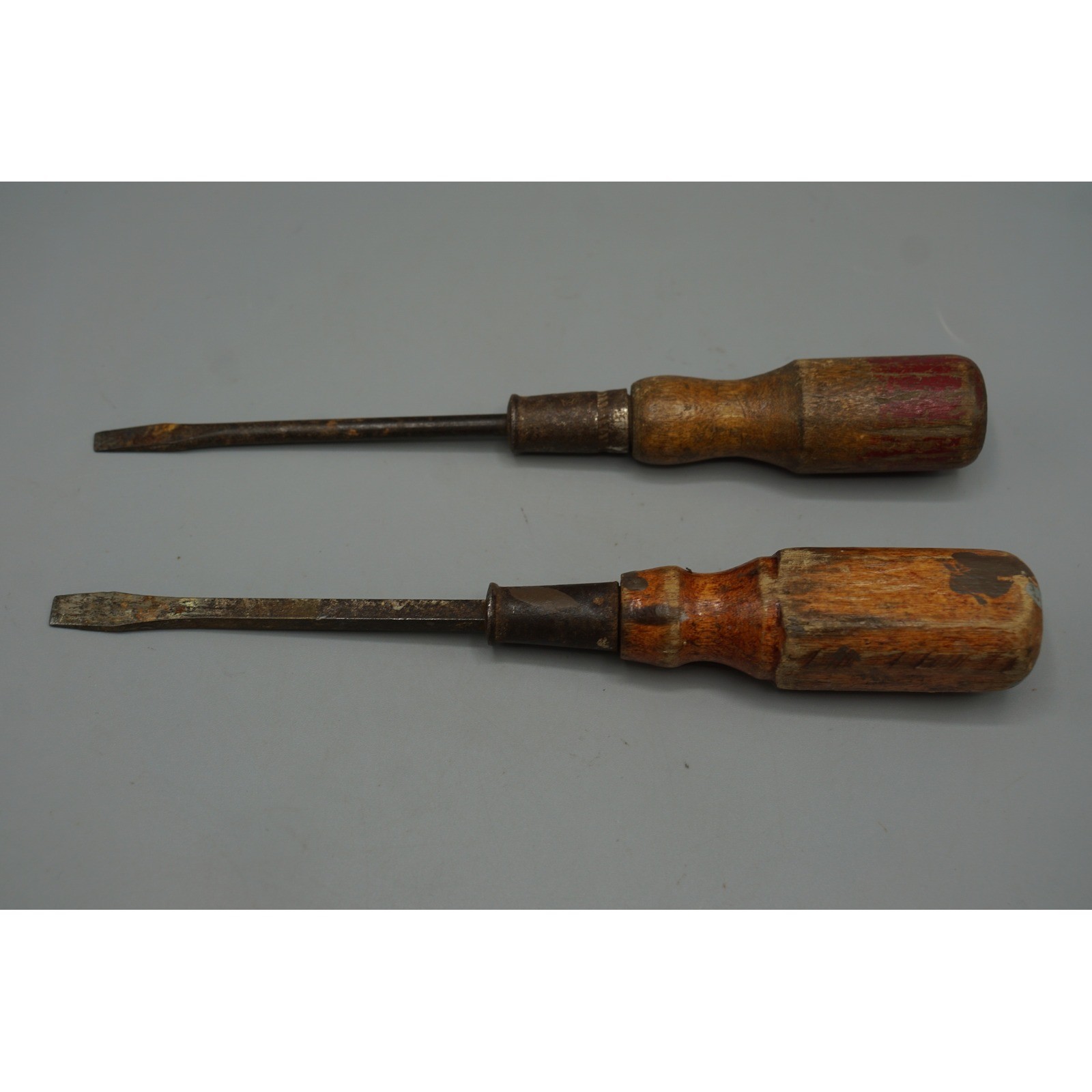 Vintage Wooden Handle Flat Head Screwdriver Set Antique Hand Tools Rustic Decor Vintage Wooden Handle Flat Head Screwdriver Set Antique Hand Tools Rustic Decor