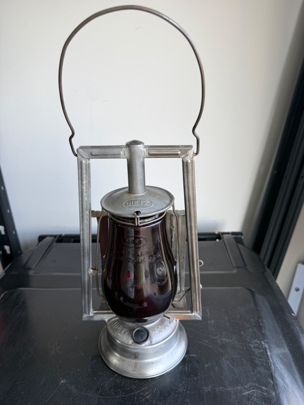 Vintage Dietz Buckeye Dash Kerosene Lantern w/ Bullseye Globe Plate Vintage Dietz Buckeye Dash Kerosene Lantern w/ Bullseye Globe Plate