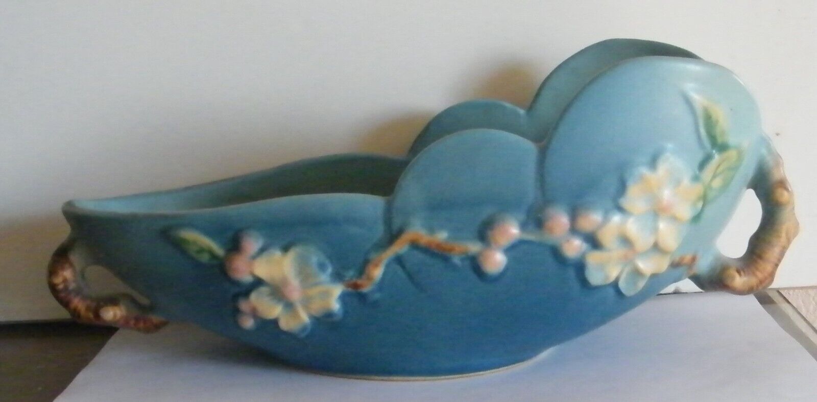 Roseville Pottery Bowl Apple Blossom Scalloped 2 Handled Blue ca 1948
