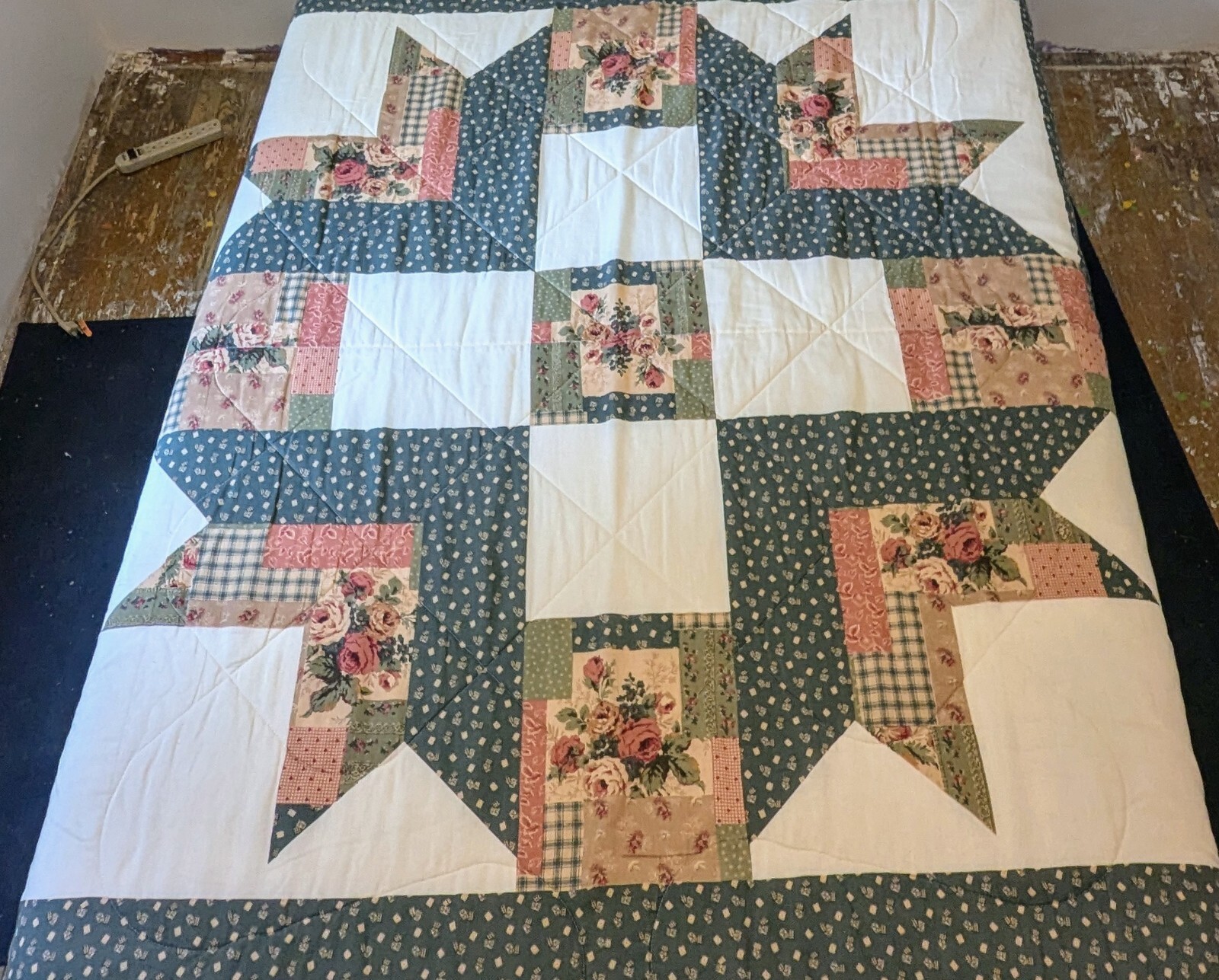 VTG Patchwork Quilt Bedspread 87\